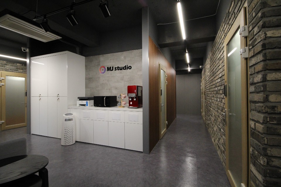 1번째 스튜디오 사진