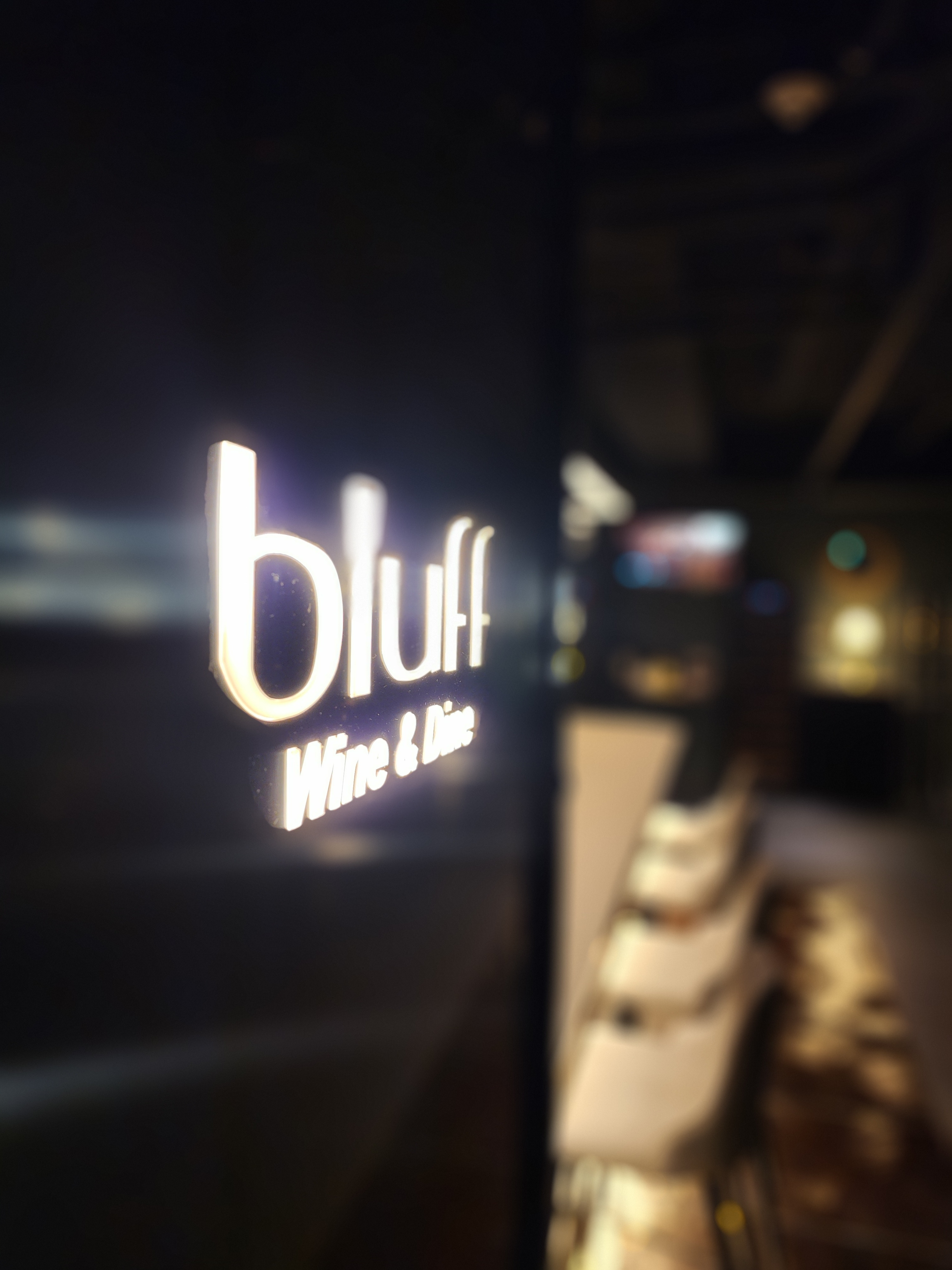 블러프 bluff Dine & Bar 내부 또는 관련 모습