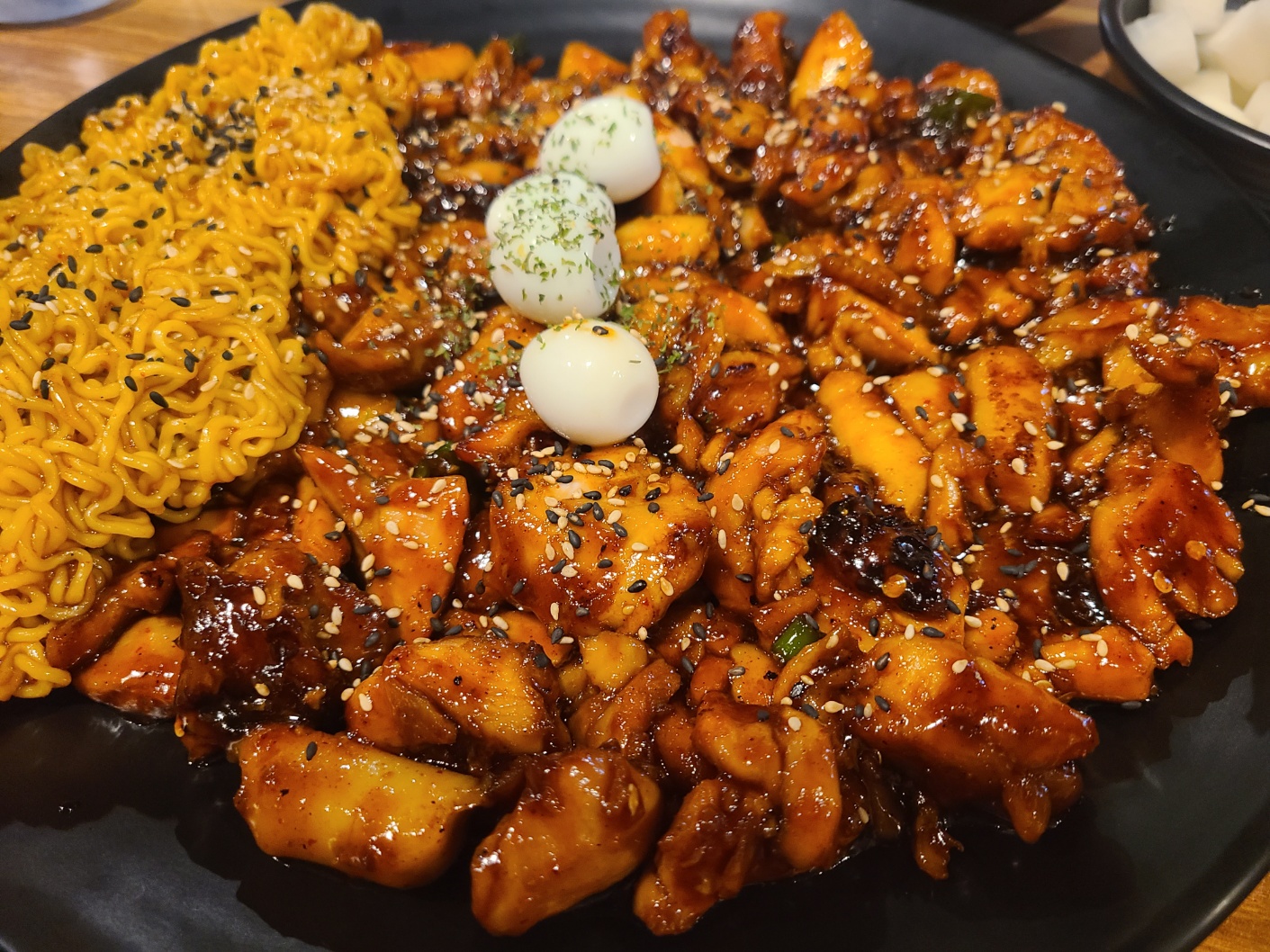 꼬꼬아찌 숯불치킨 상인점