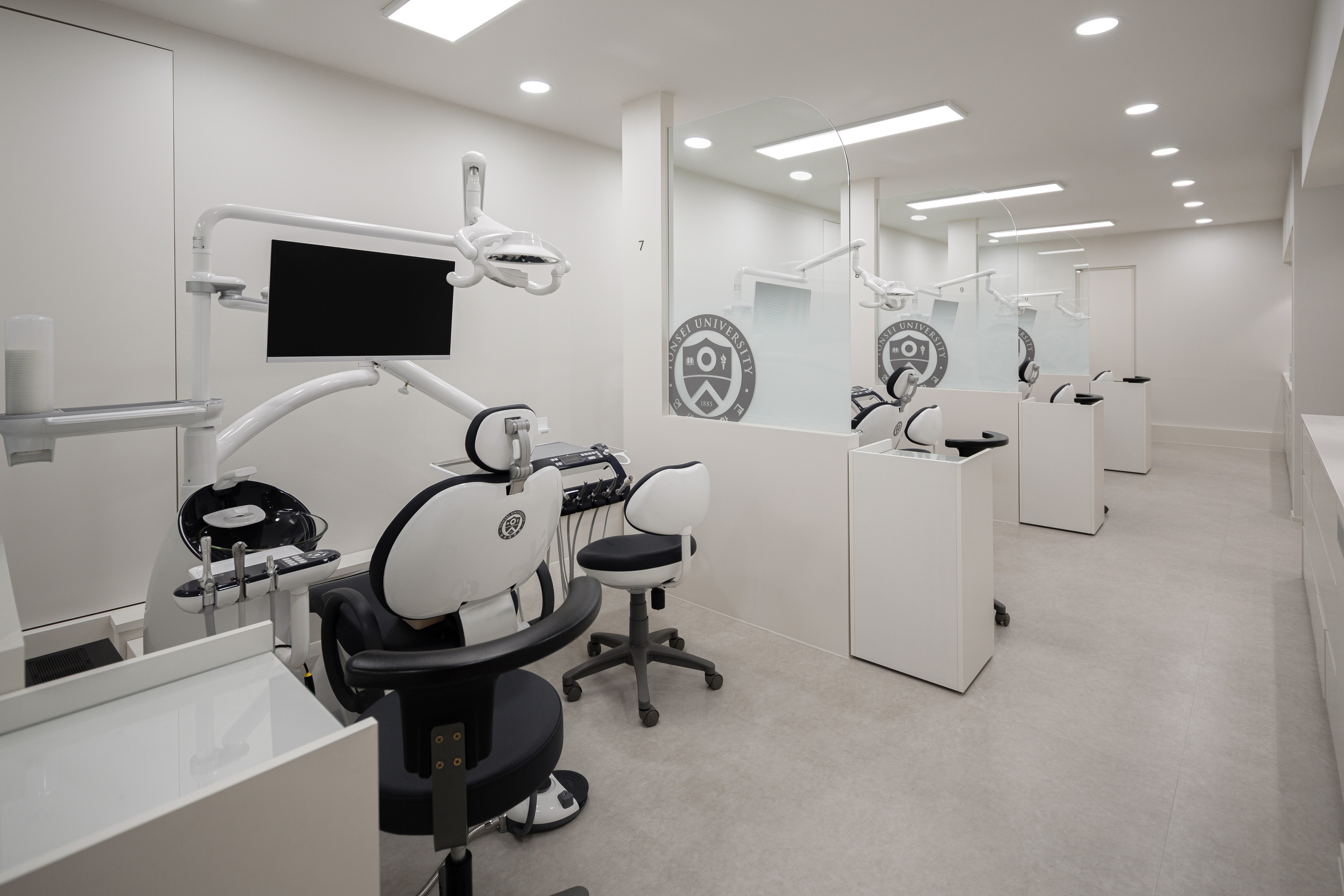 연세처음치과의원 대표 이미지