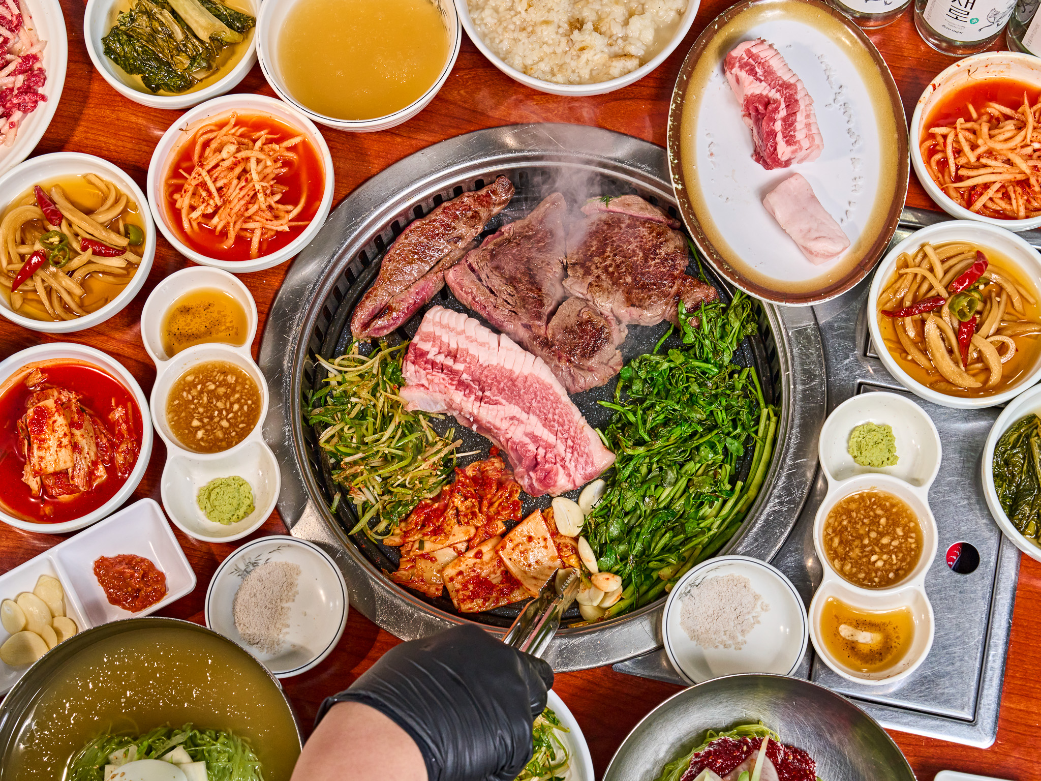 횡성생고기집 내부 또는 관련 모습