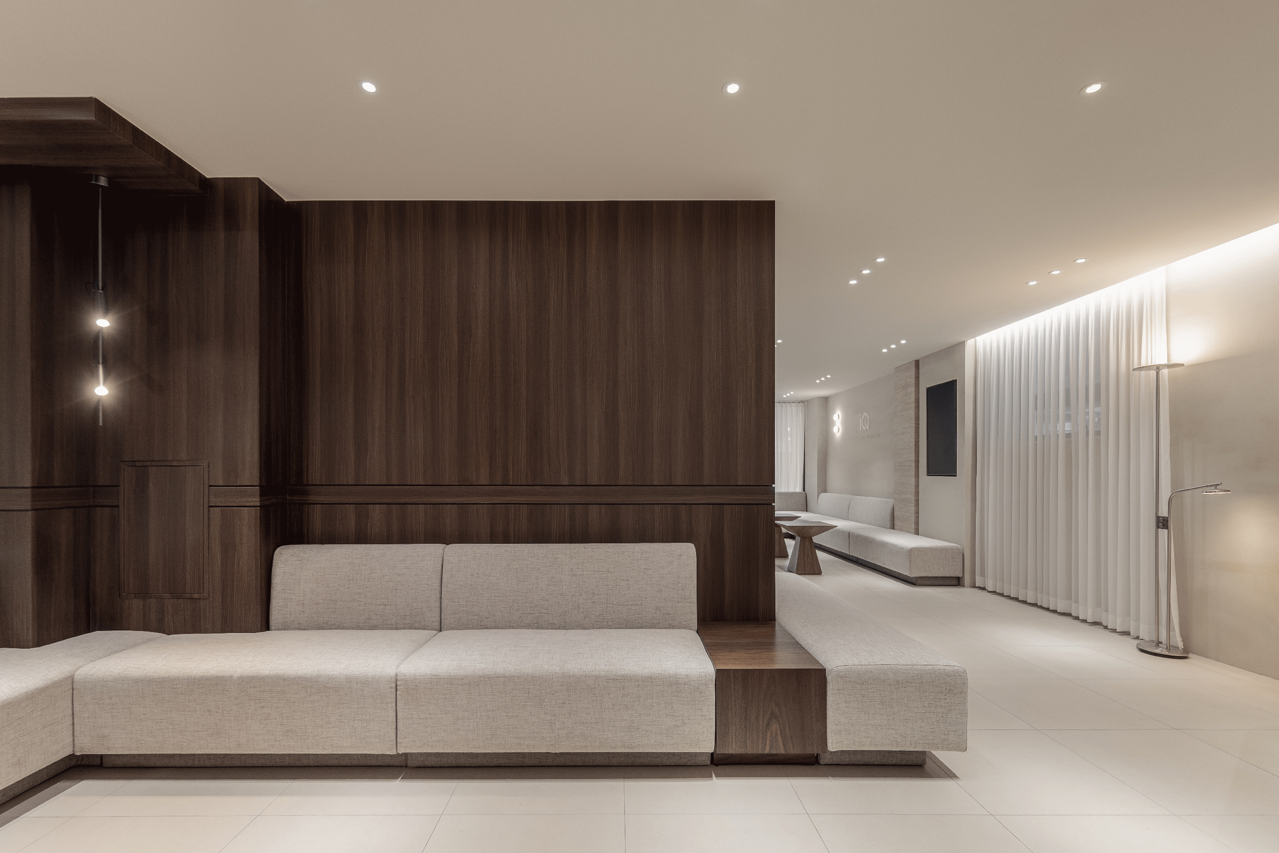 아이큐성형외과의원 대표 이미지