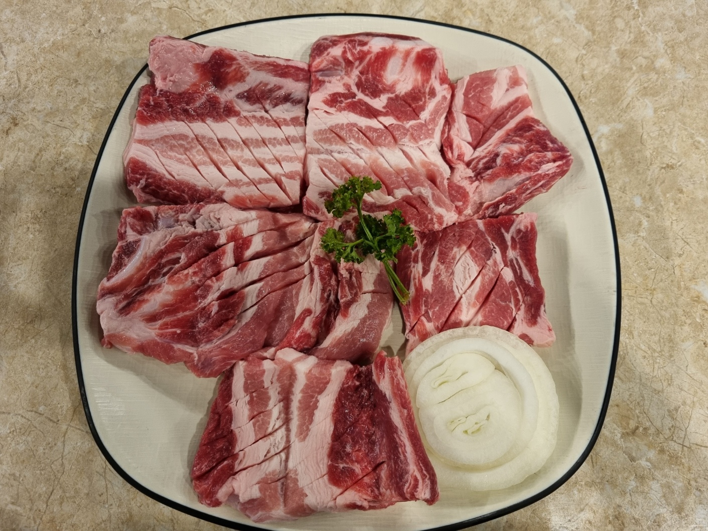 돼지생갈비 200g