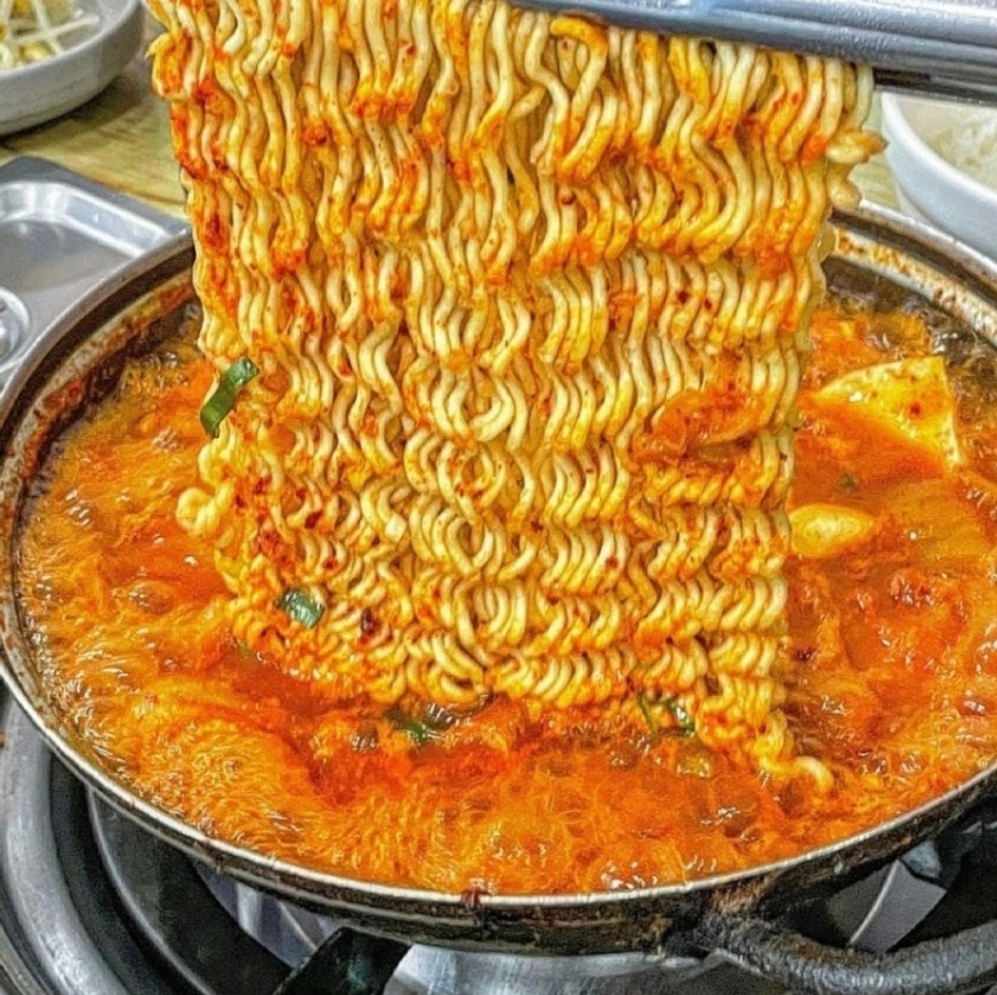 시골통돼지볶음 부산남천점