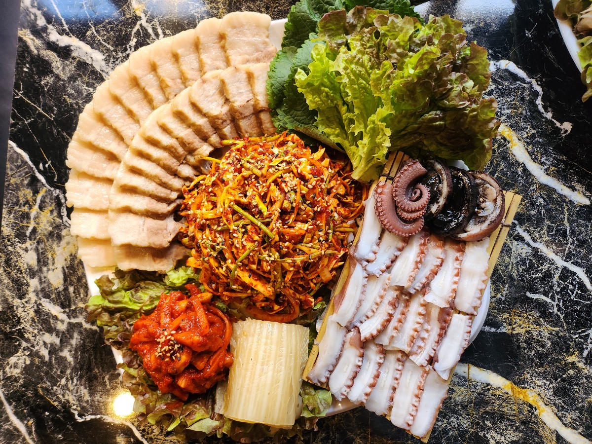 DA.dodo | 보쌈잘하는 맛집 추천합니다 경남 창원시에서 보쌈전문점 방문해 보세요 팔복상회