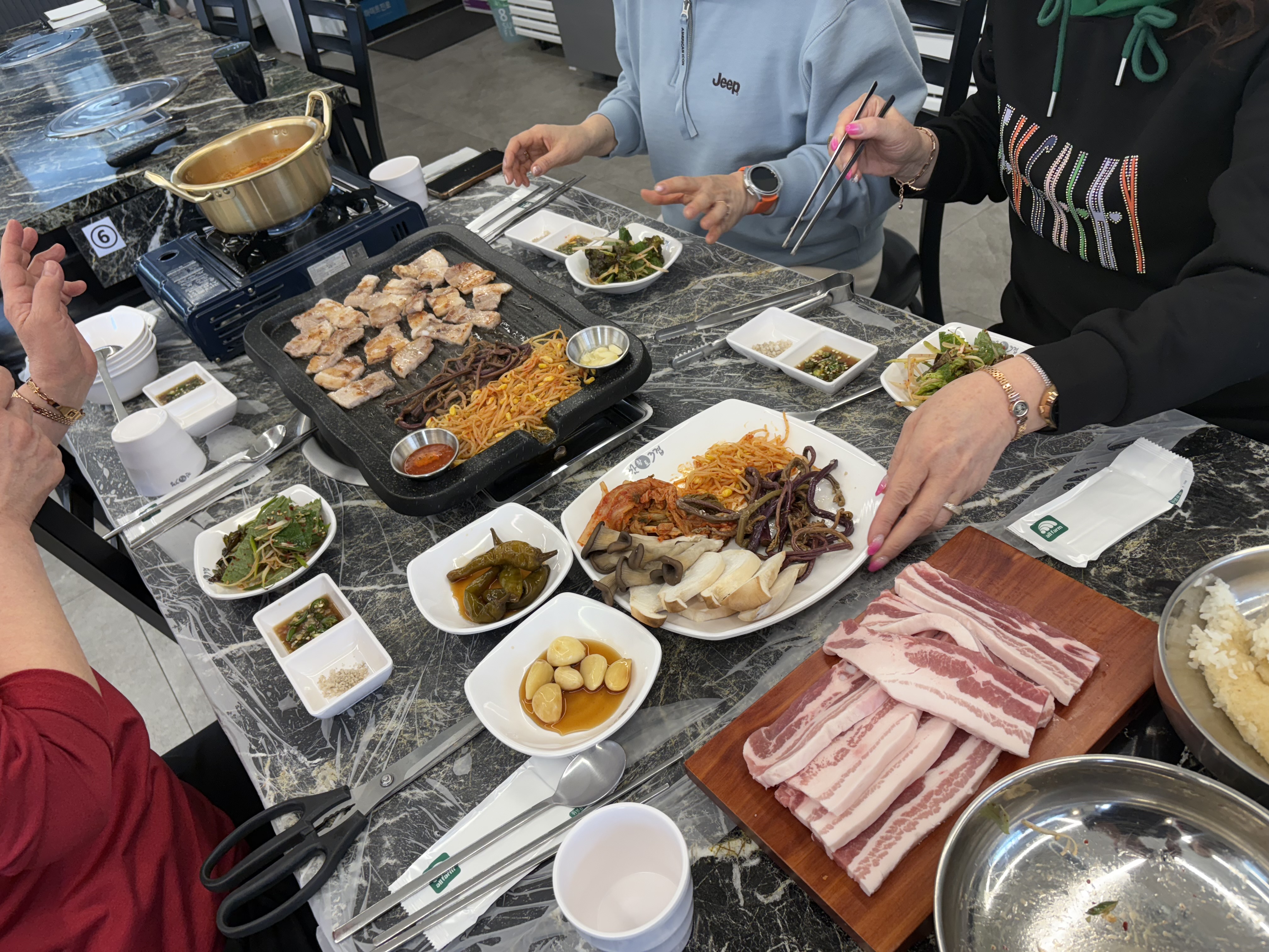 용삼겹