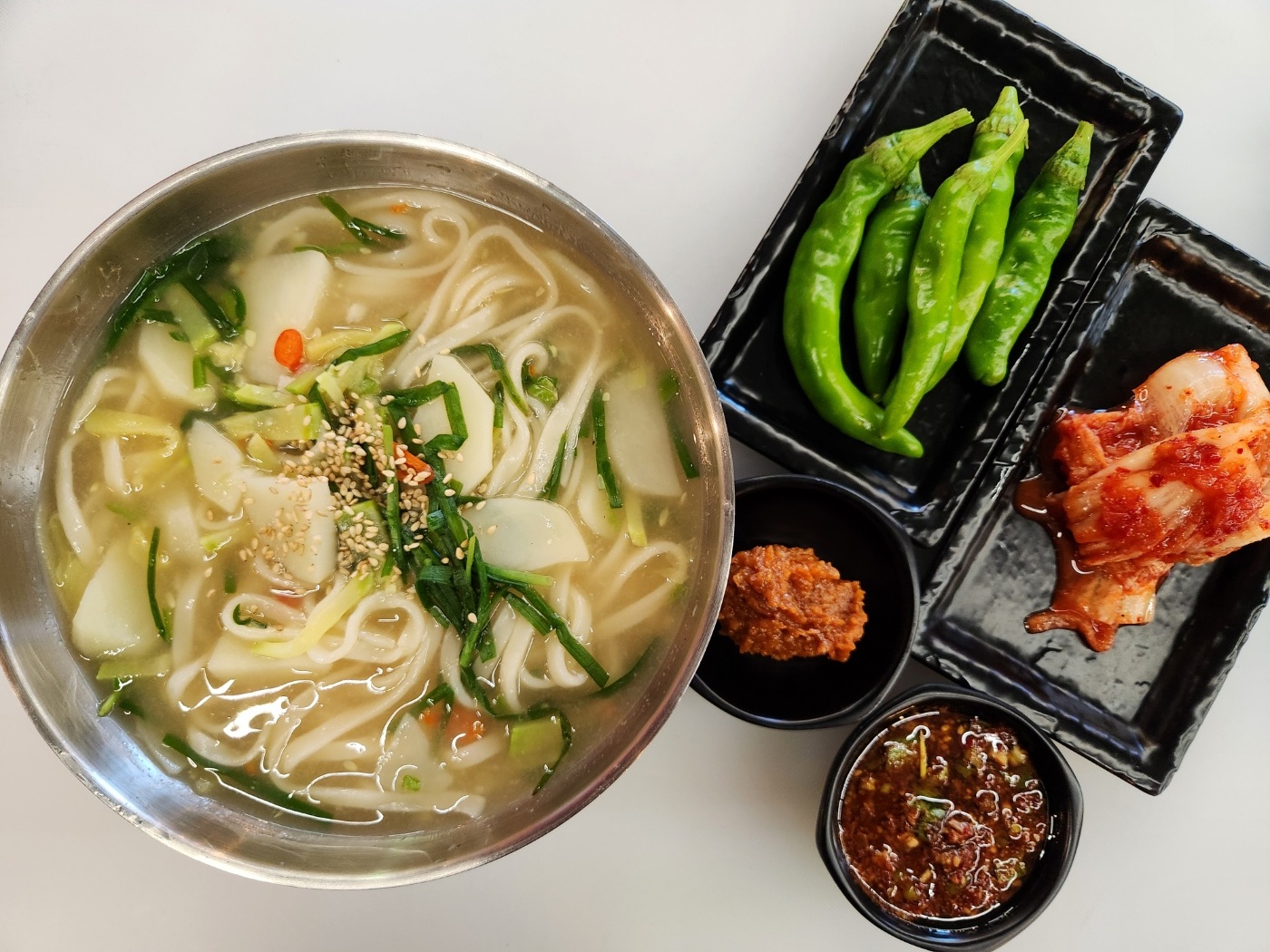 팔우장