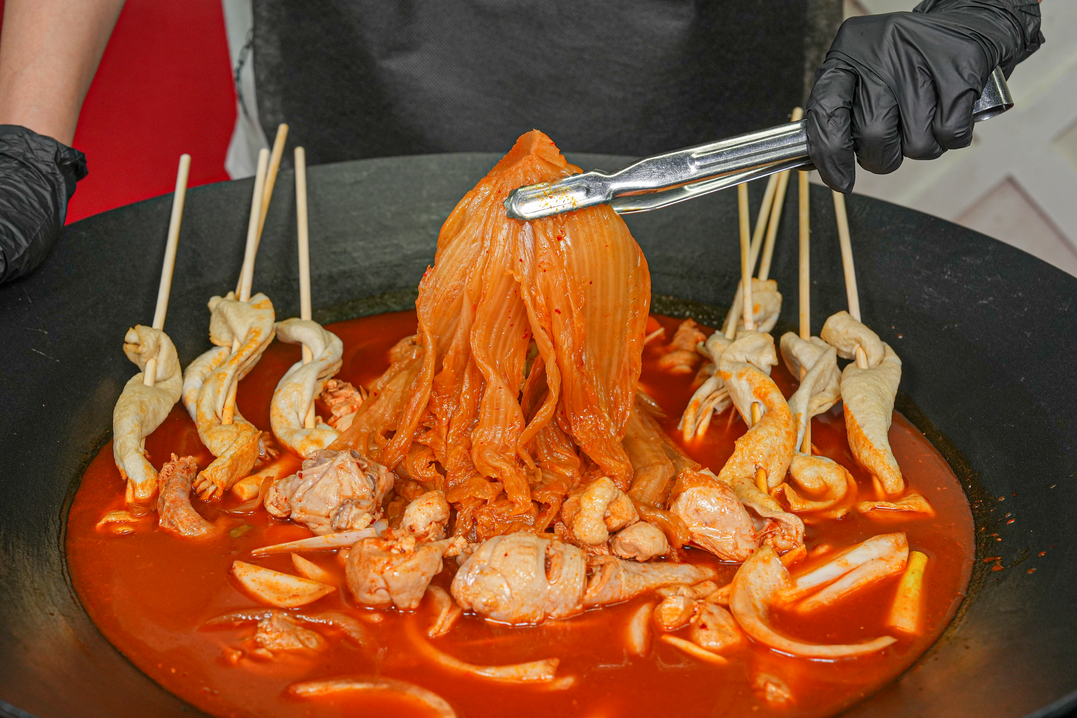 통큰솥뚜껑닭볶음탕 방배역점