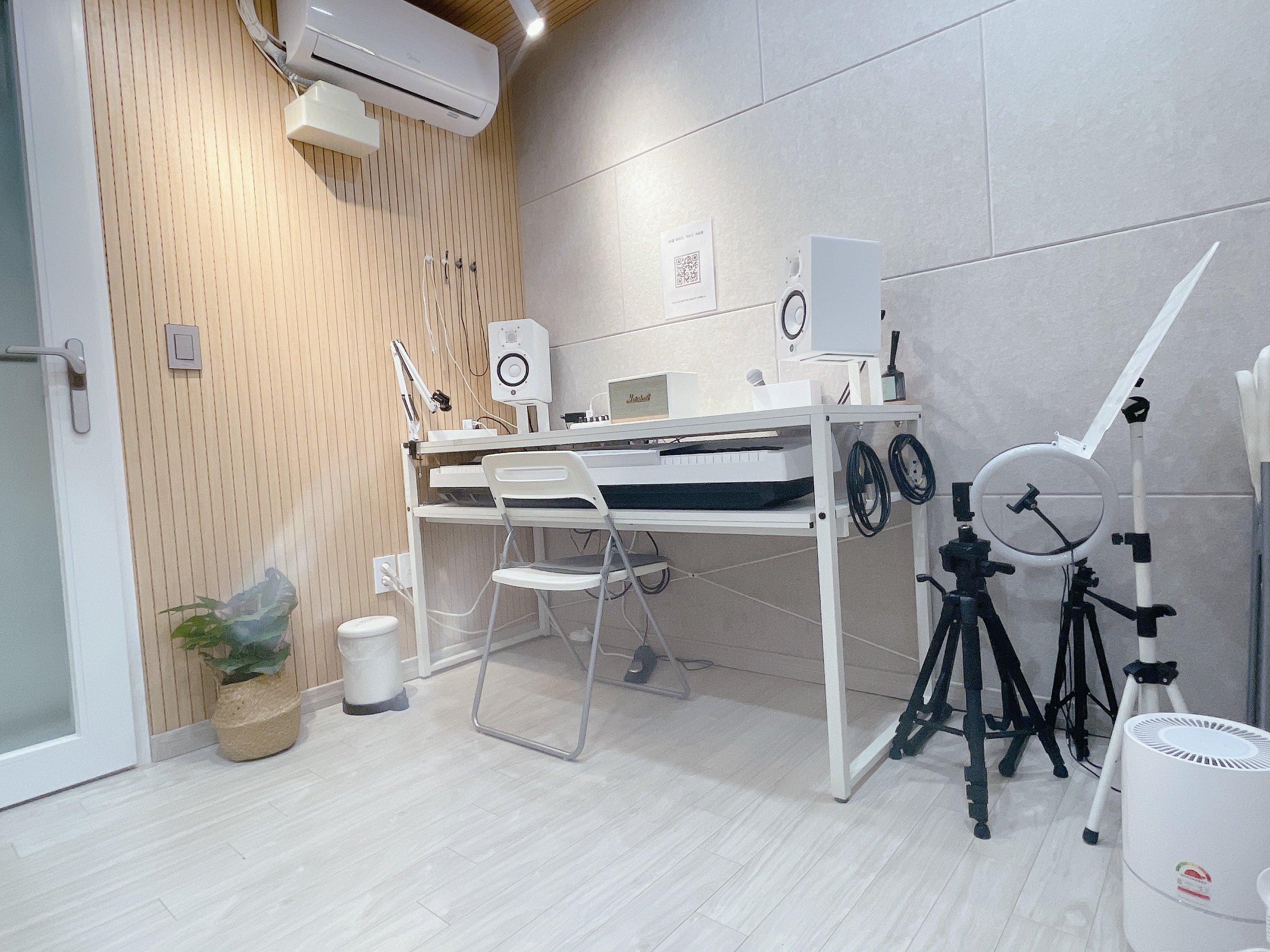 4번째 스튜디오 사진