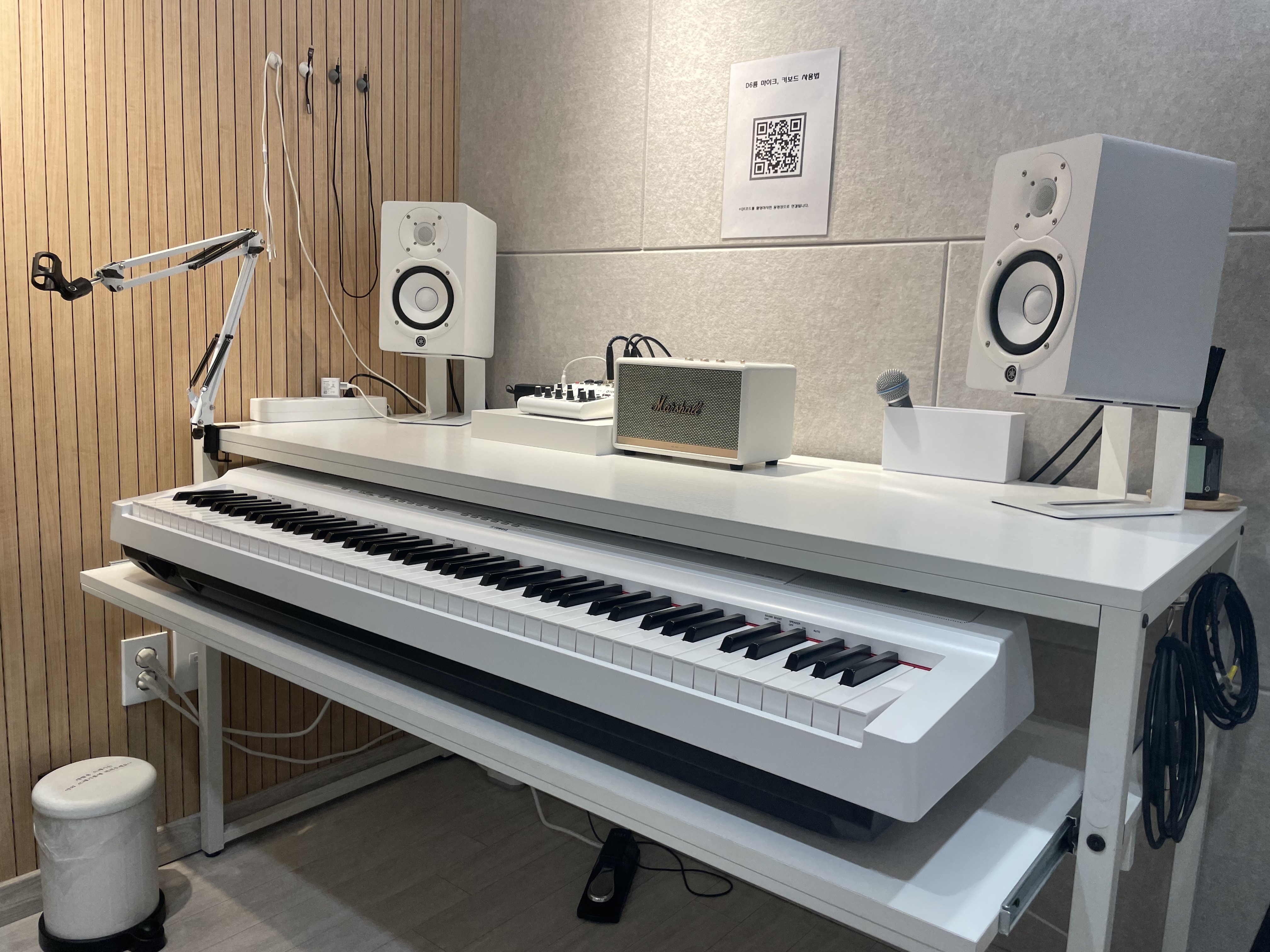 1번째 스튜디오 사진