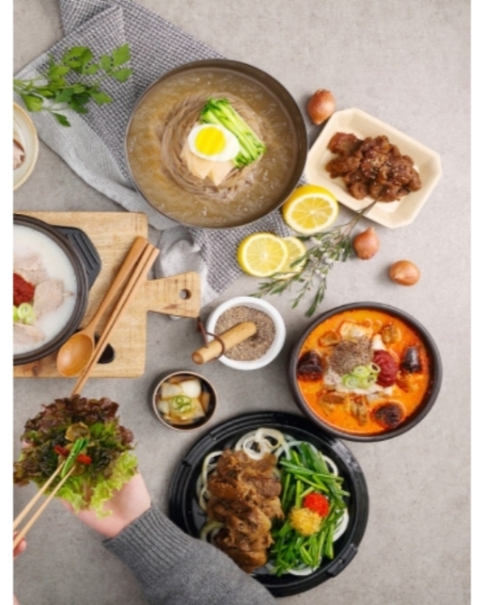 더진국 돼지국밥 냉면 하단역점