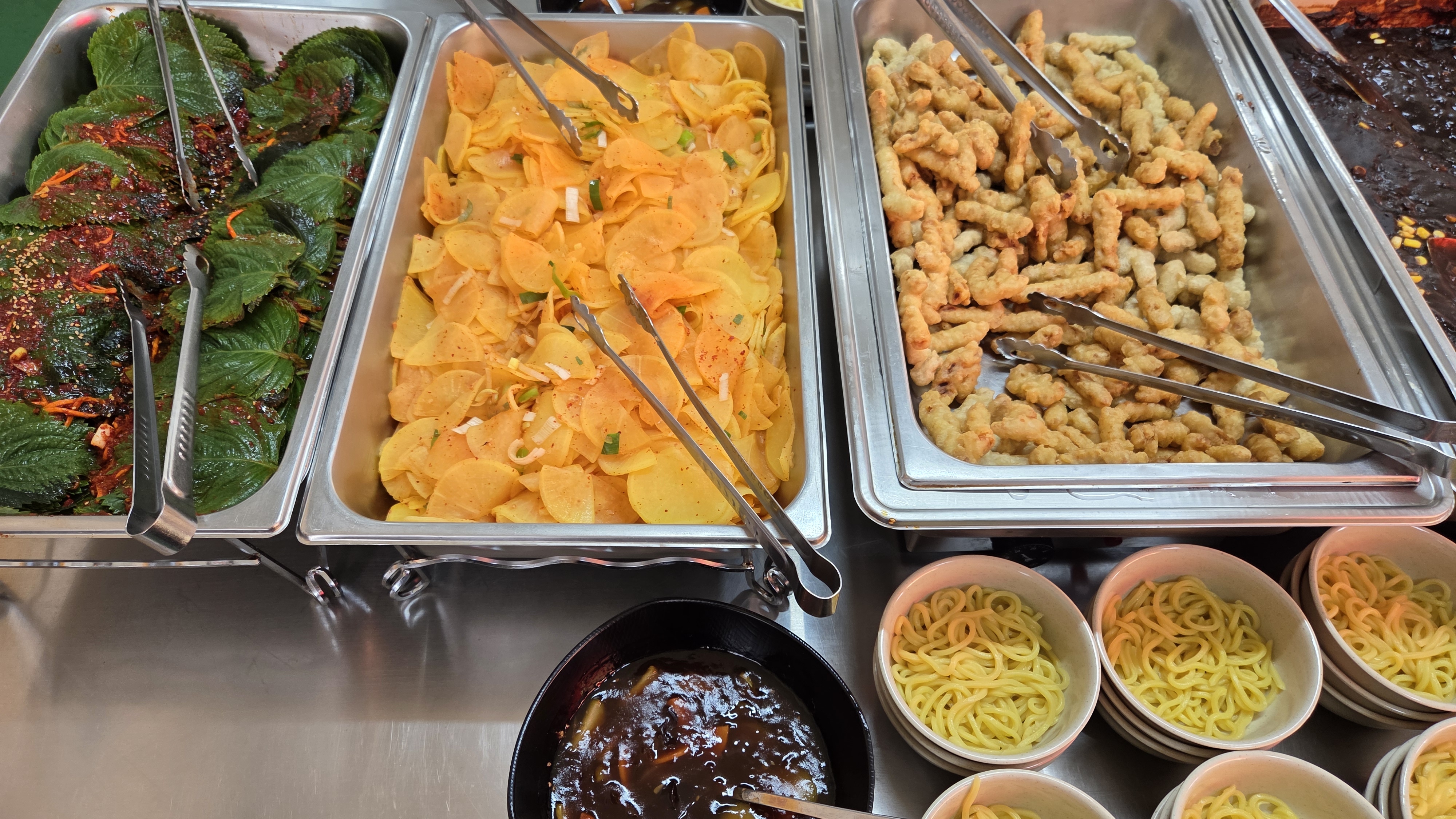 맛있는정원 한식뷔페 글로벌