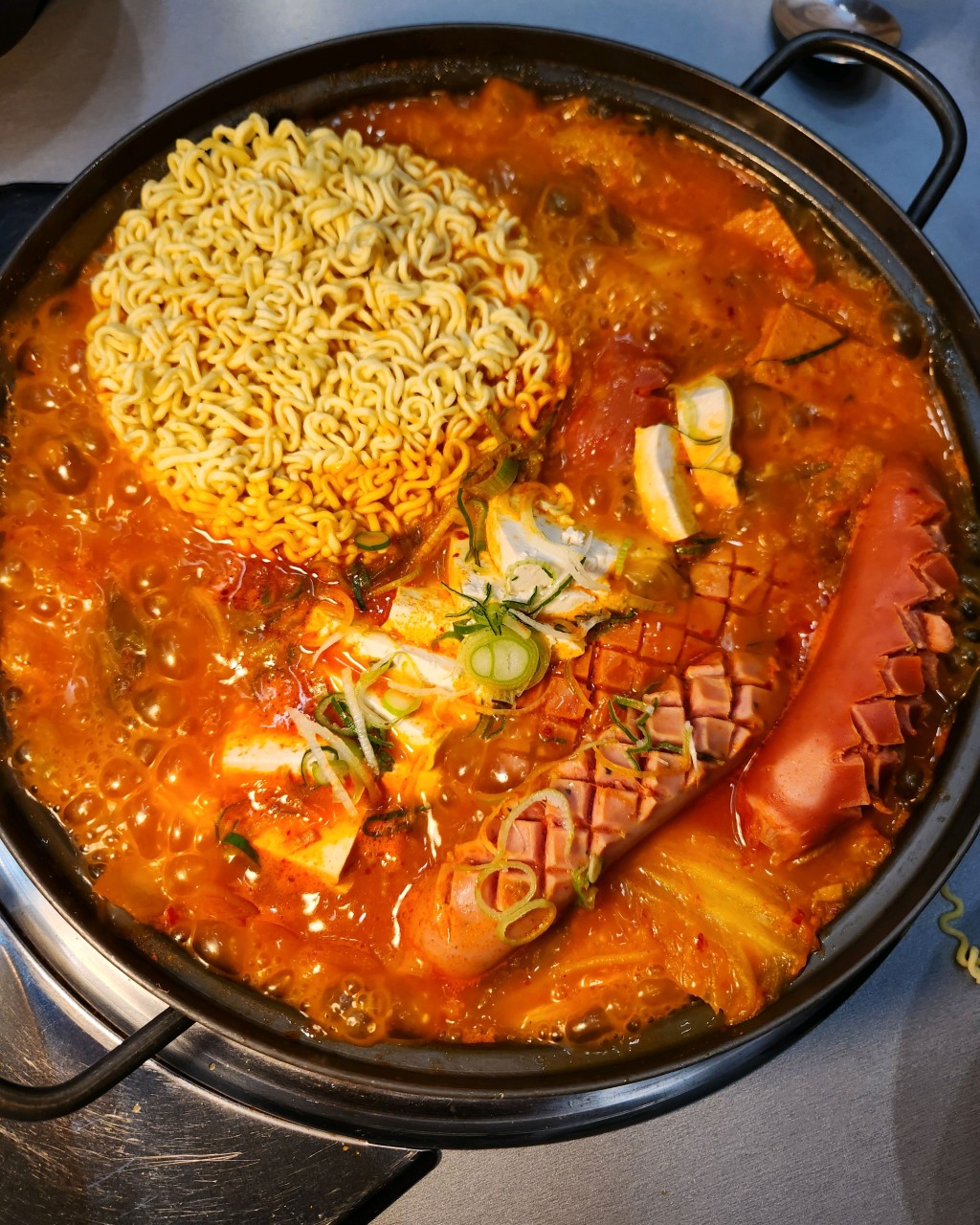 고기반햄반김치찌개&김치찜 상봉본점