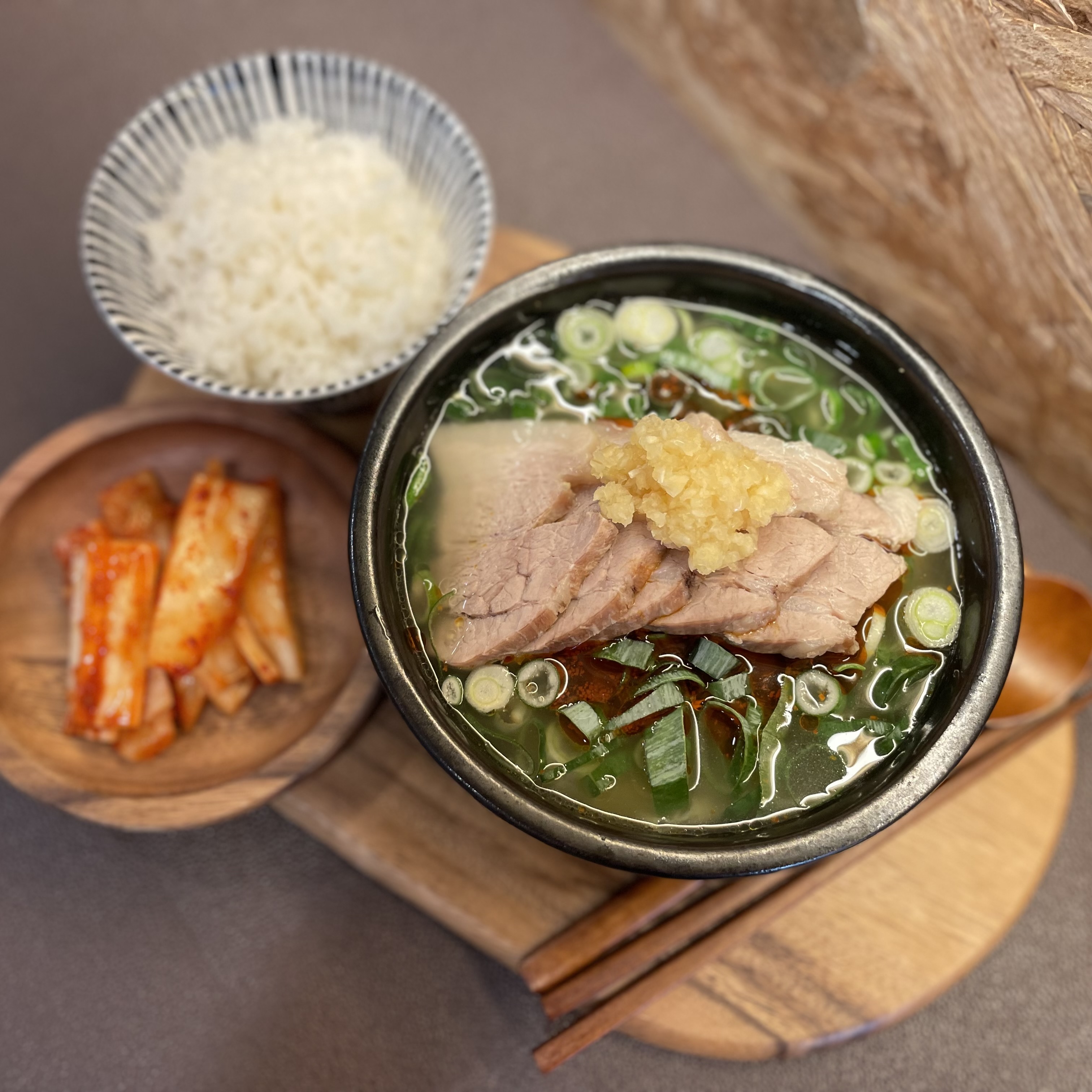 길목돼지식당