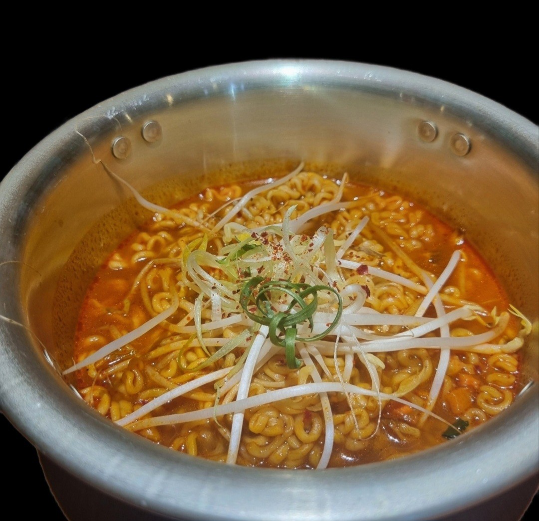 숙주라면