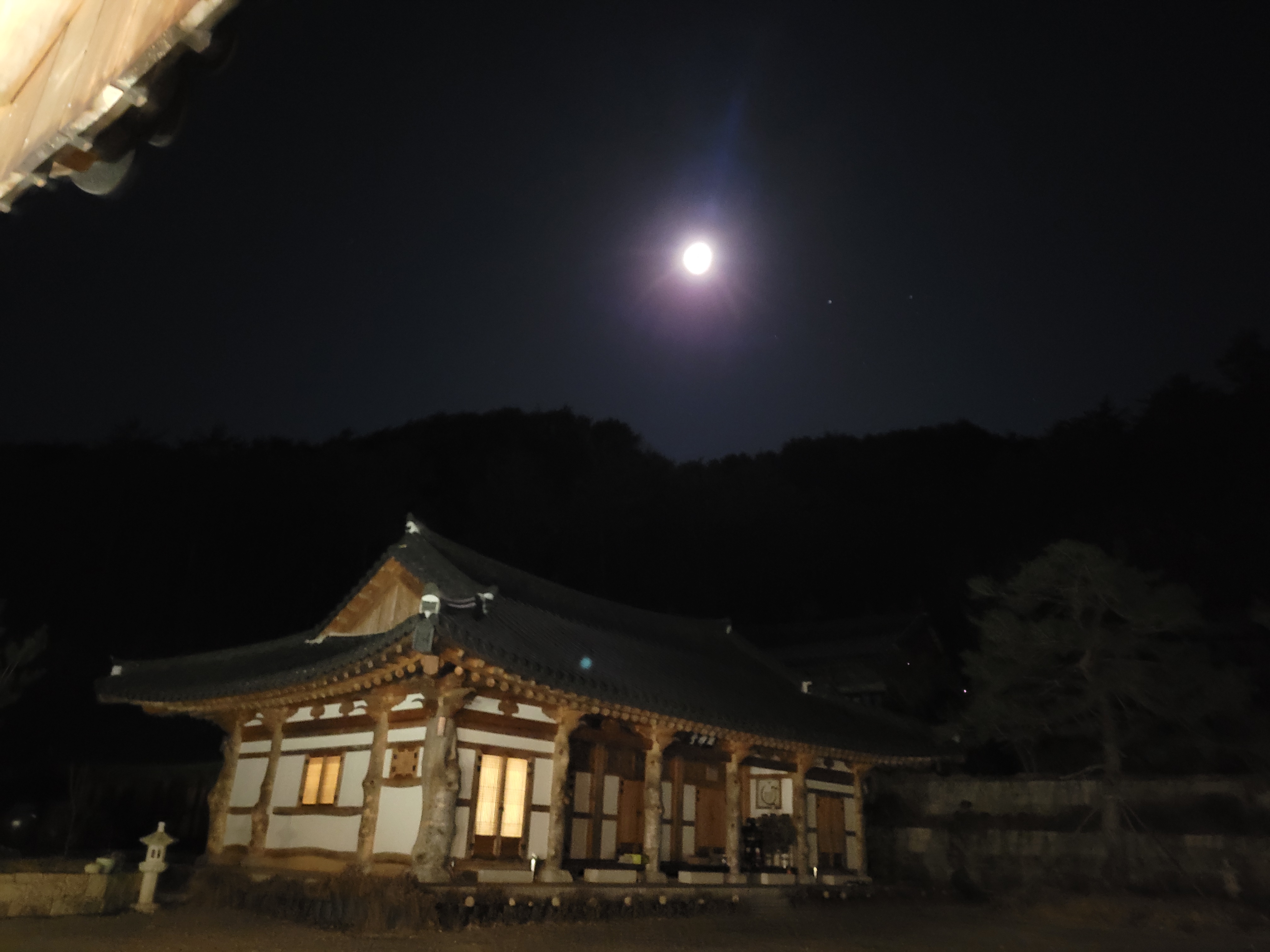 강릉 만월산 용연사