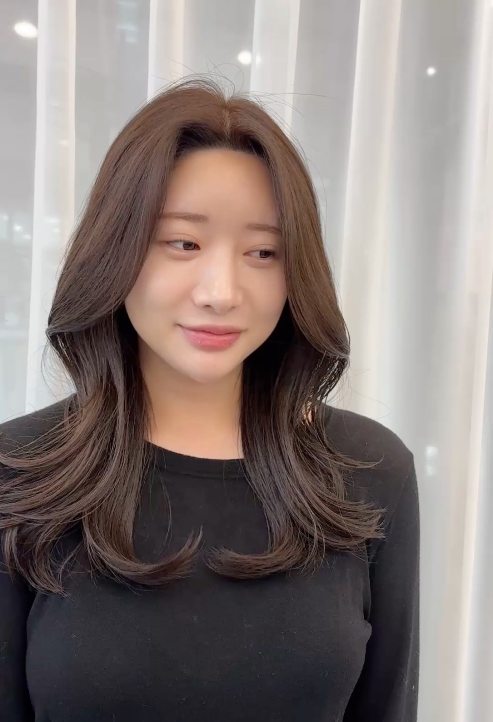 박승철헤어스투디오 둔촌파크포레온점 내부 또는 관련 모습