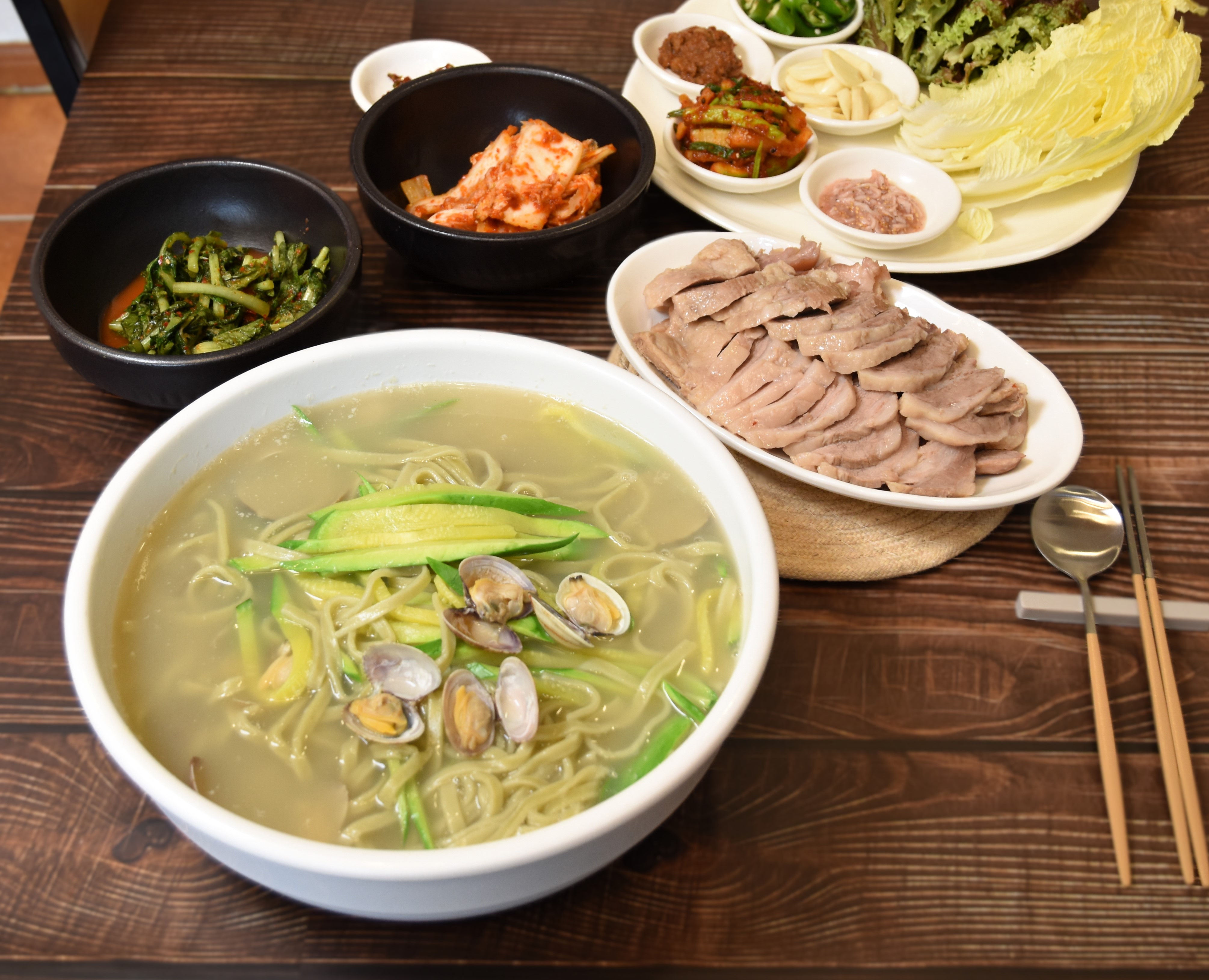 이모네칼국수 설명사진