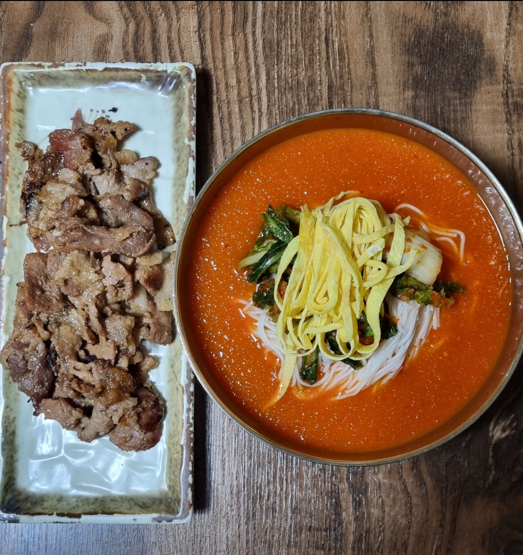 행복담는국수집