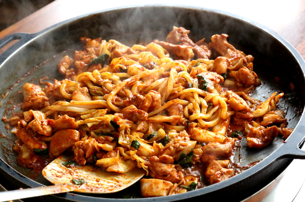 청평호반닭갈비막국수 설악점