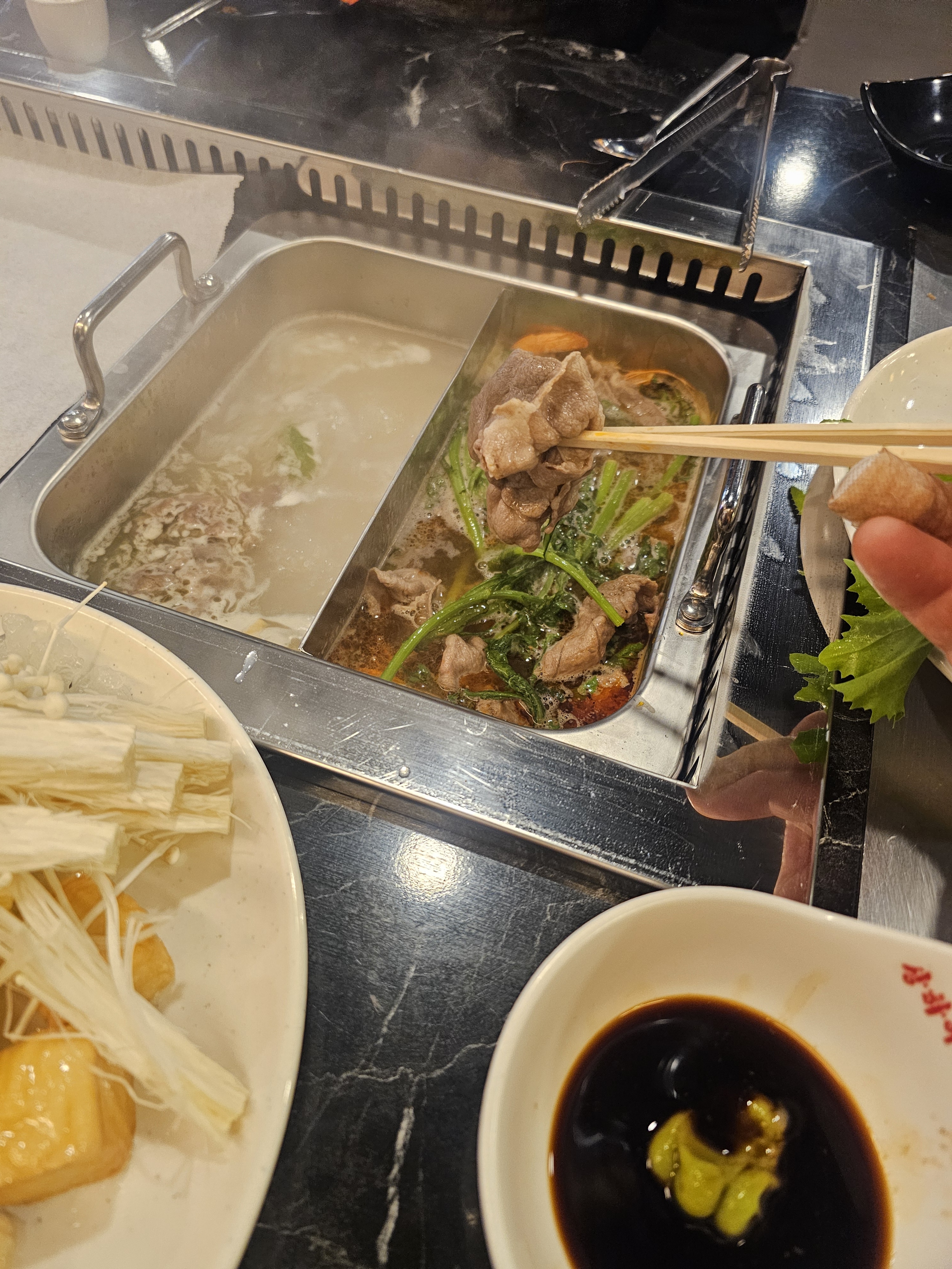 상하이숯불양꼬치&훠궈