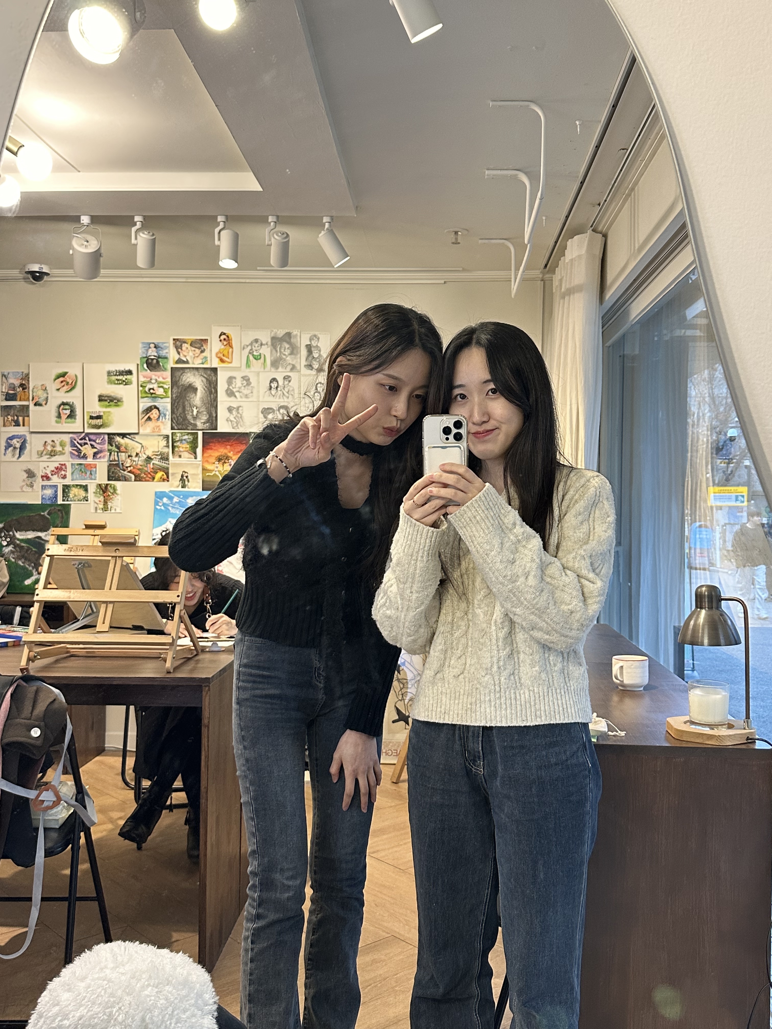 더 룸 스튜디오