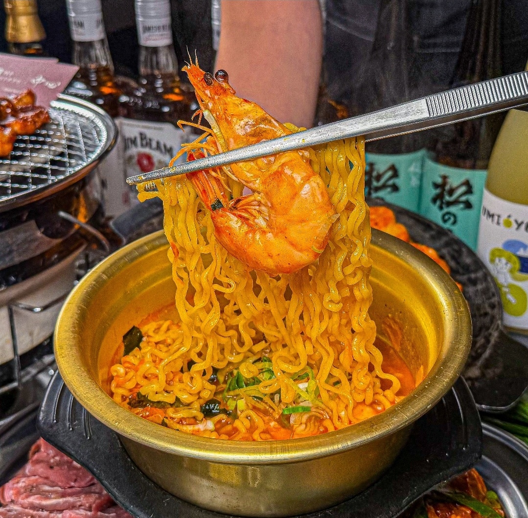 이수쭈꾸미 & Yakiniku 중심
