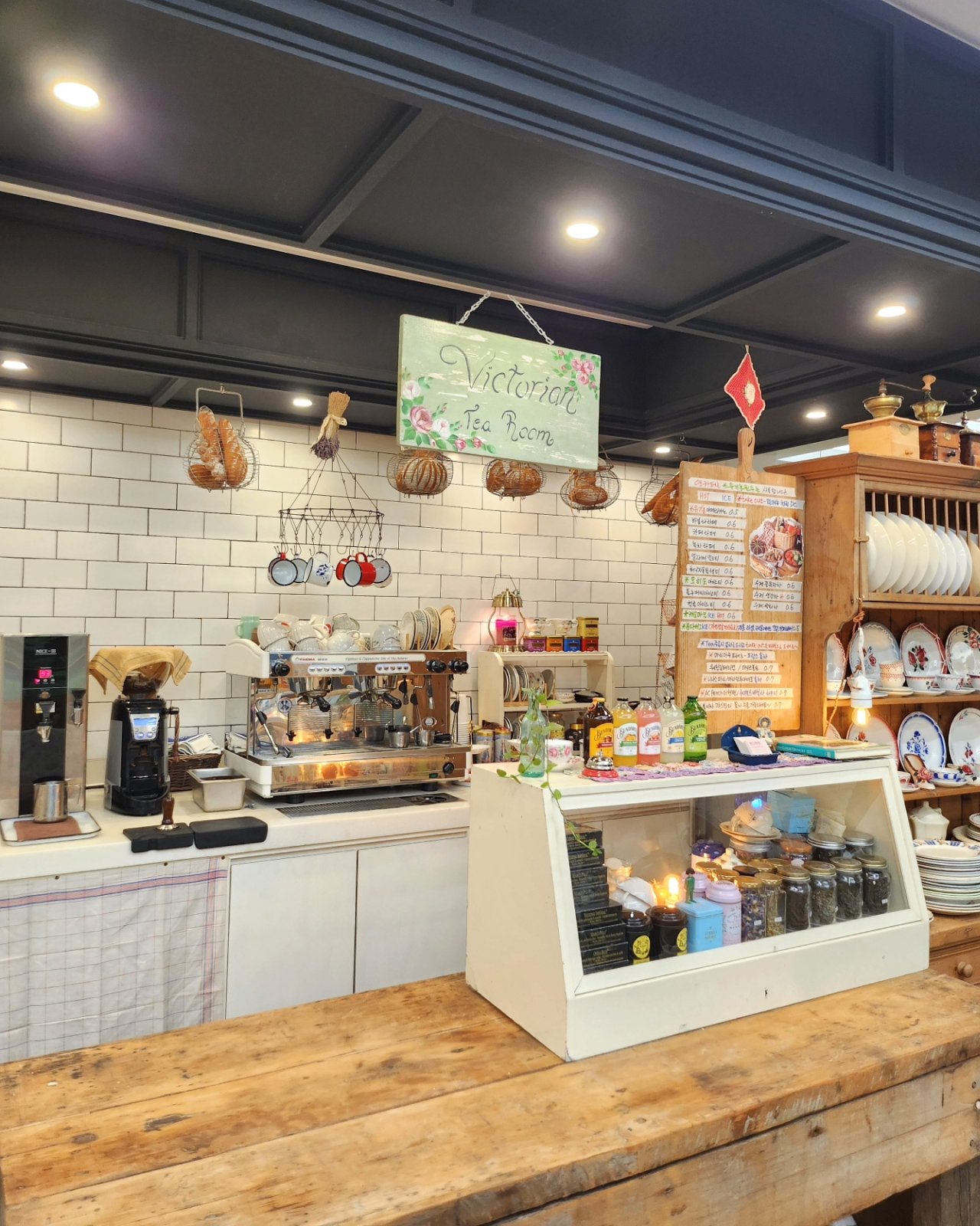 앤다락방 빈티지샵&cafe