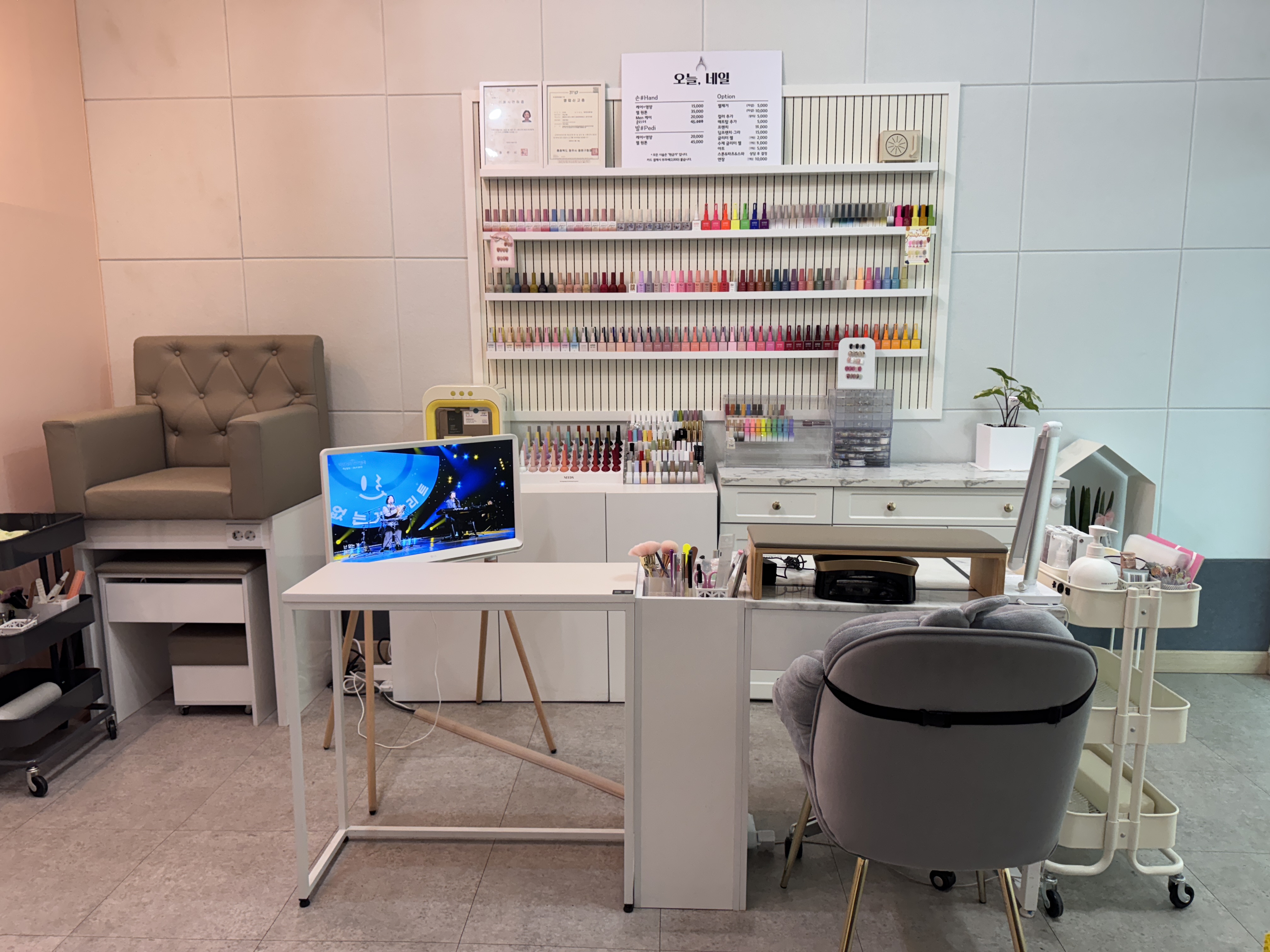 오늘,네일 대표 이미지