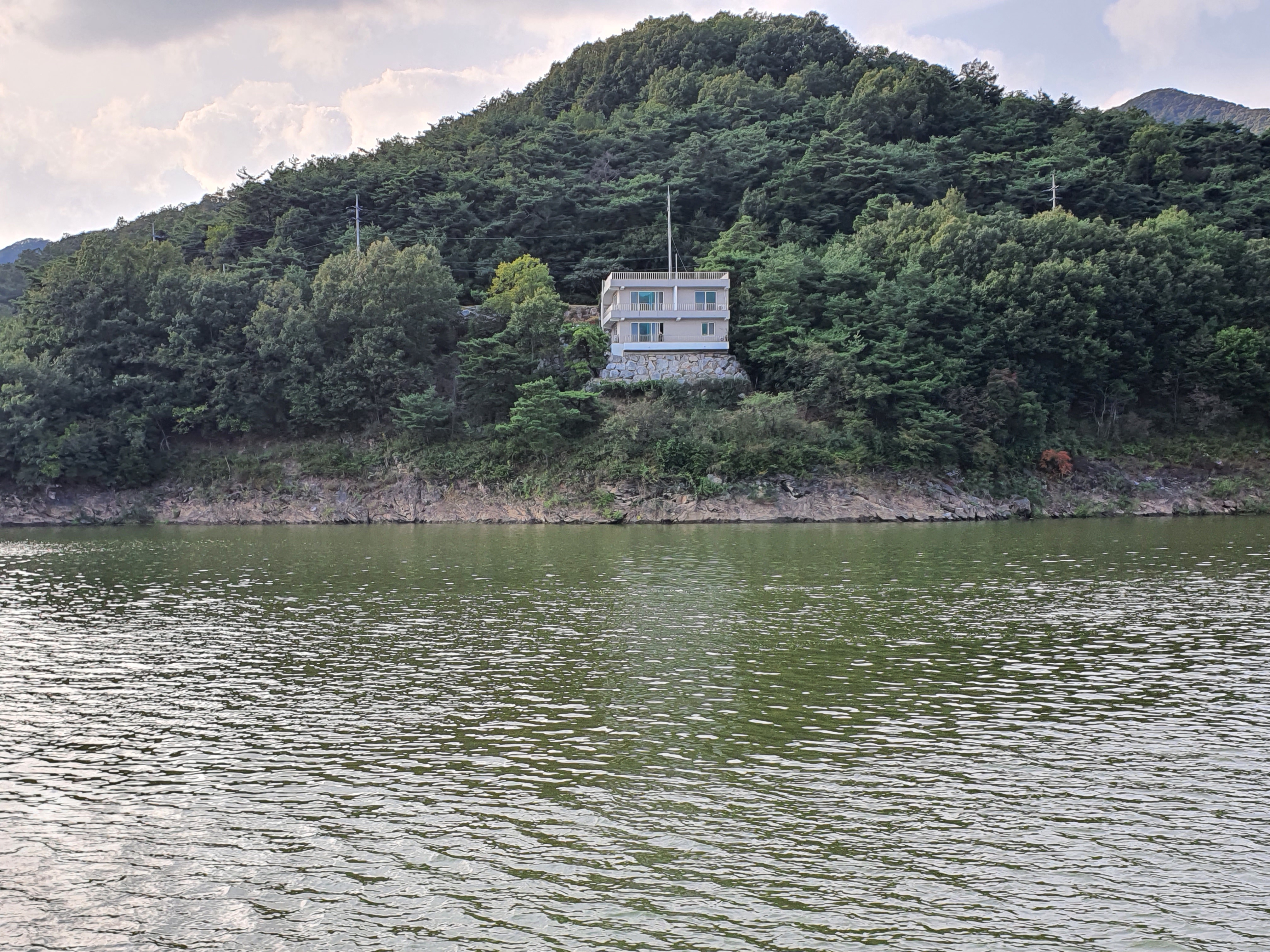 옥바위민박