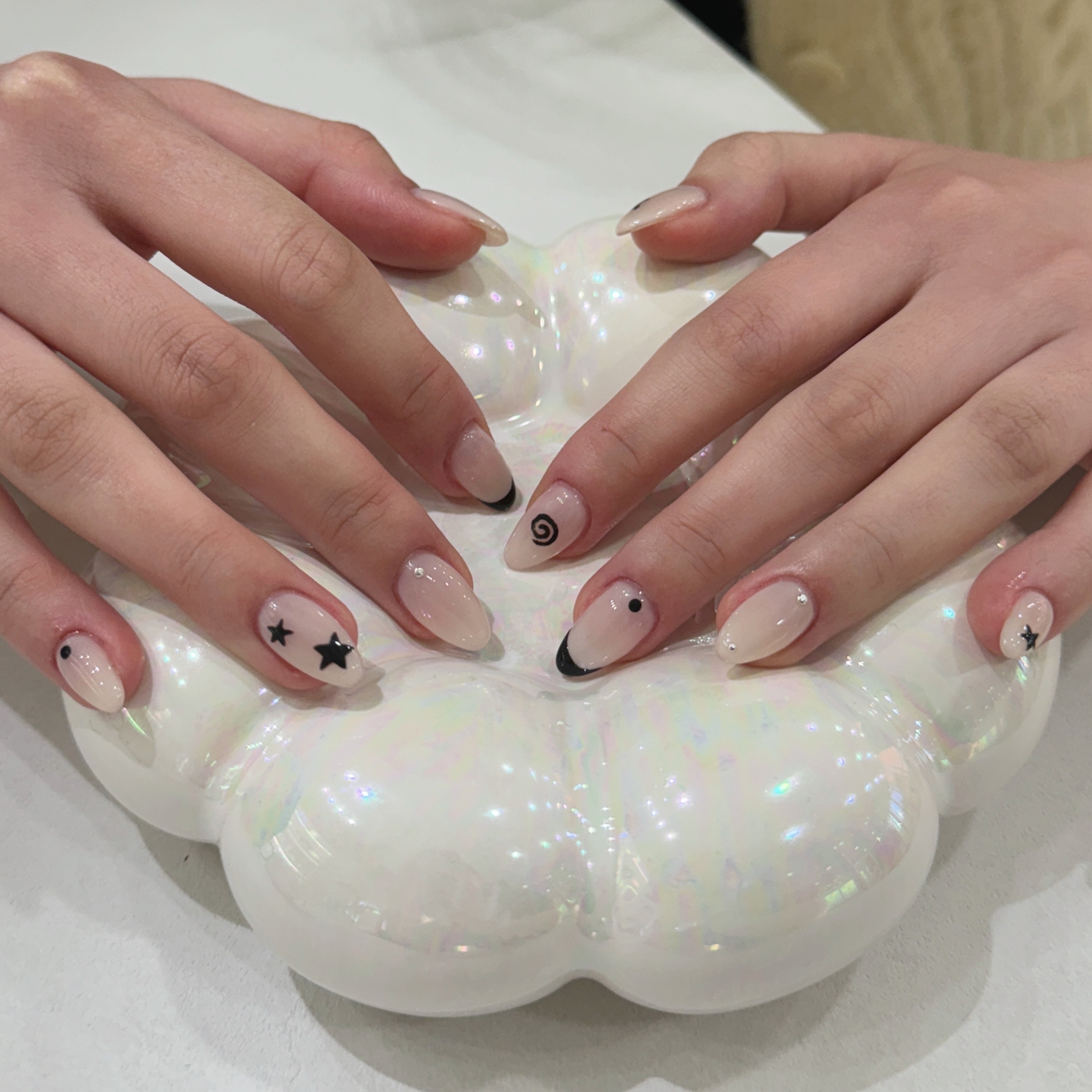 네일니즈 대표 이미지