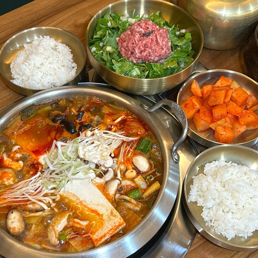 삼각지국밥 설명사진