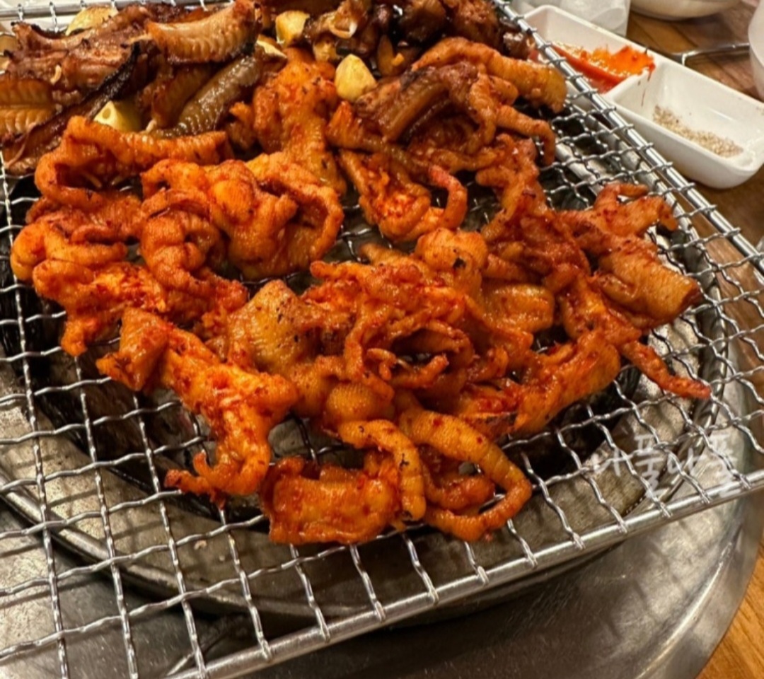 청정숯불꼼장어구이 본점