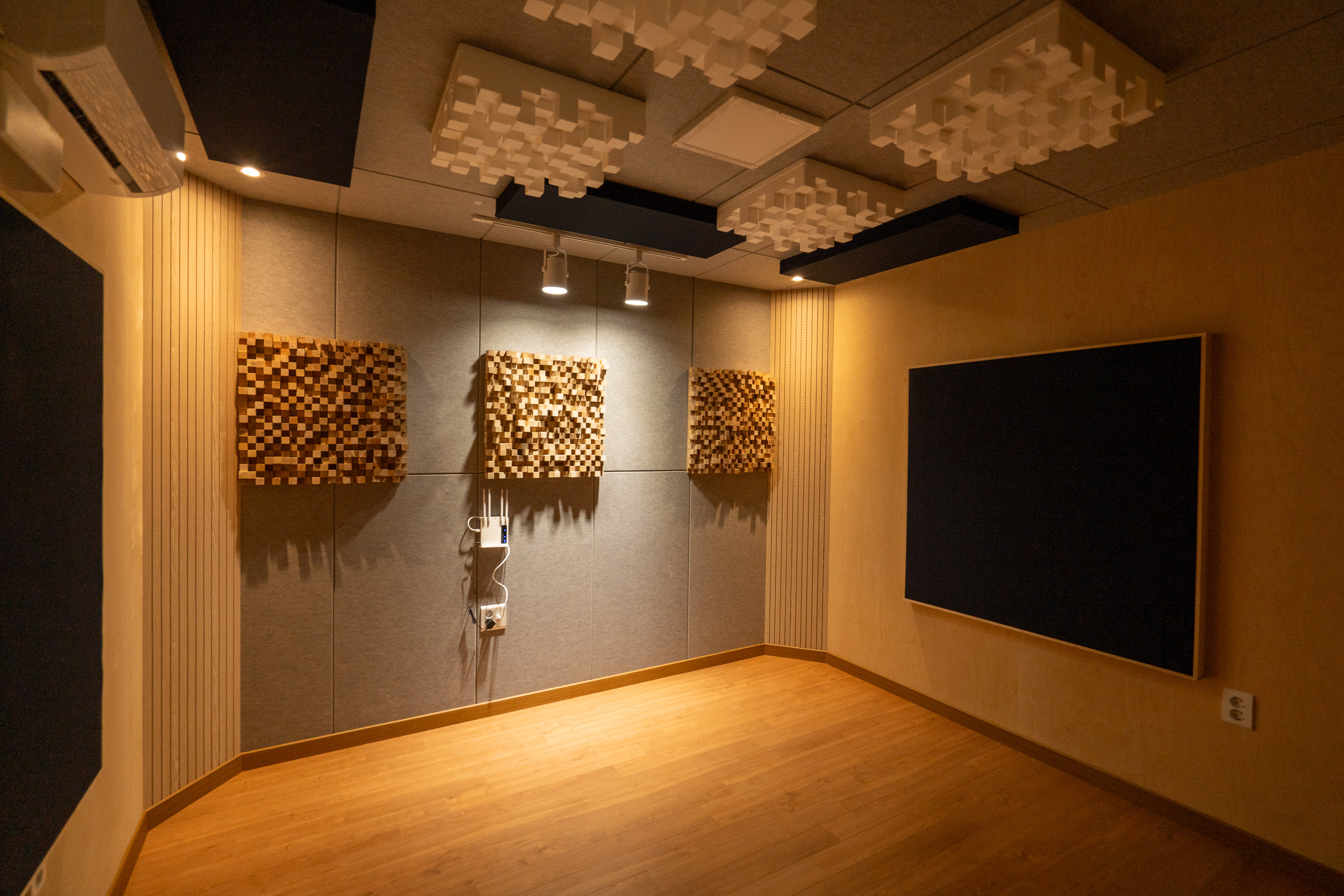 1번째 스튜디오 사진