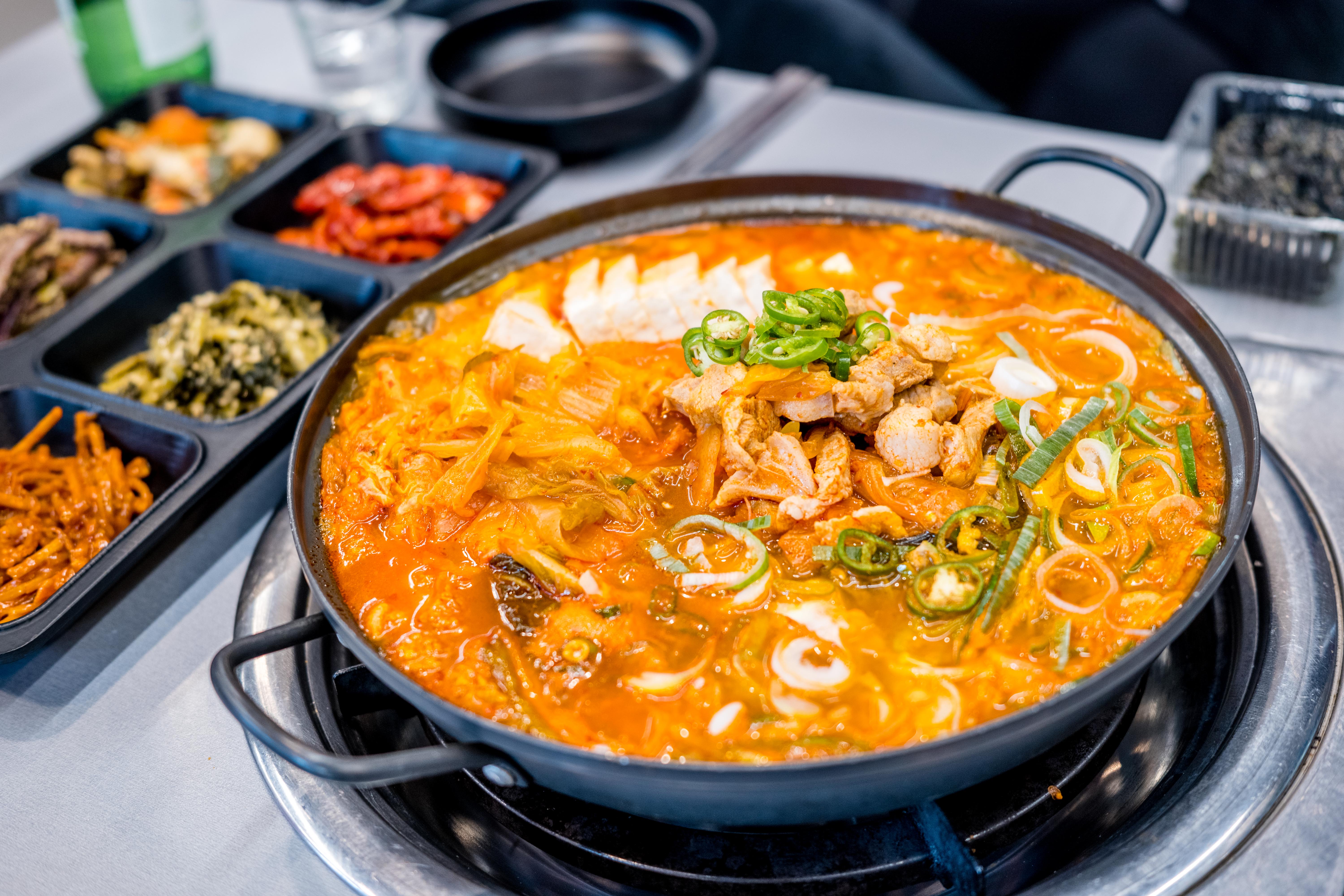 고기반햄반김치찌개&김치찜 상봉본점