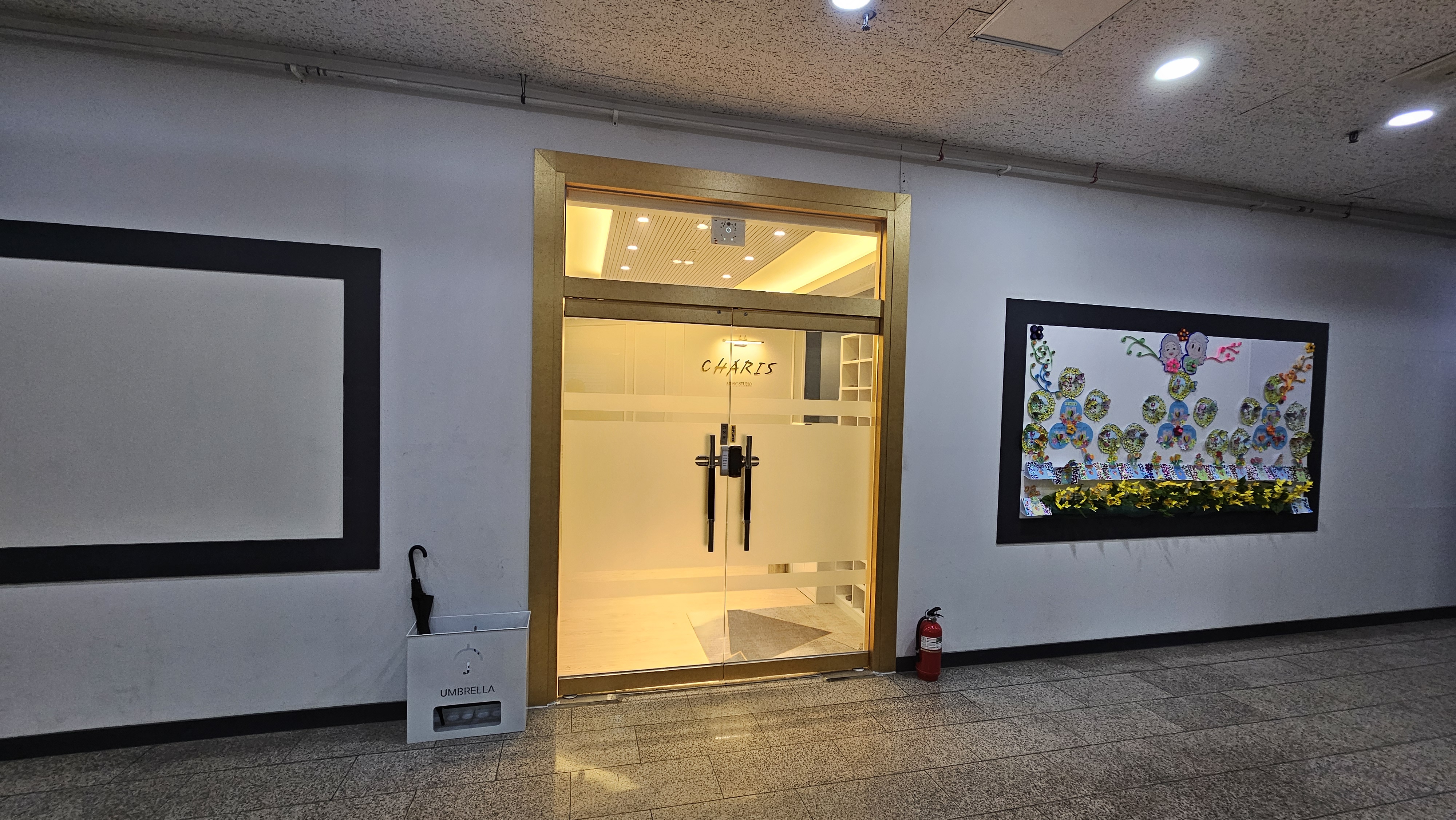 2번째 스튜디오 사진