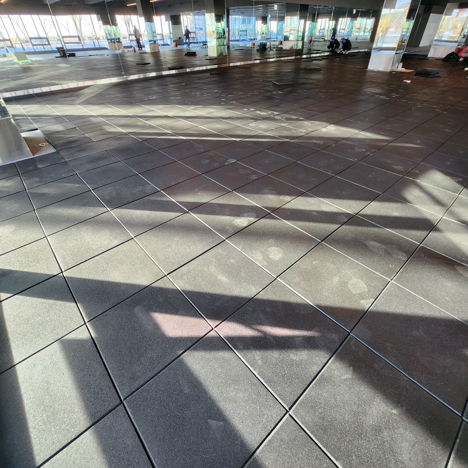 와이엠글로벌 고무블럭 시공 이미지