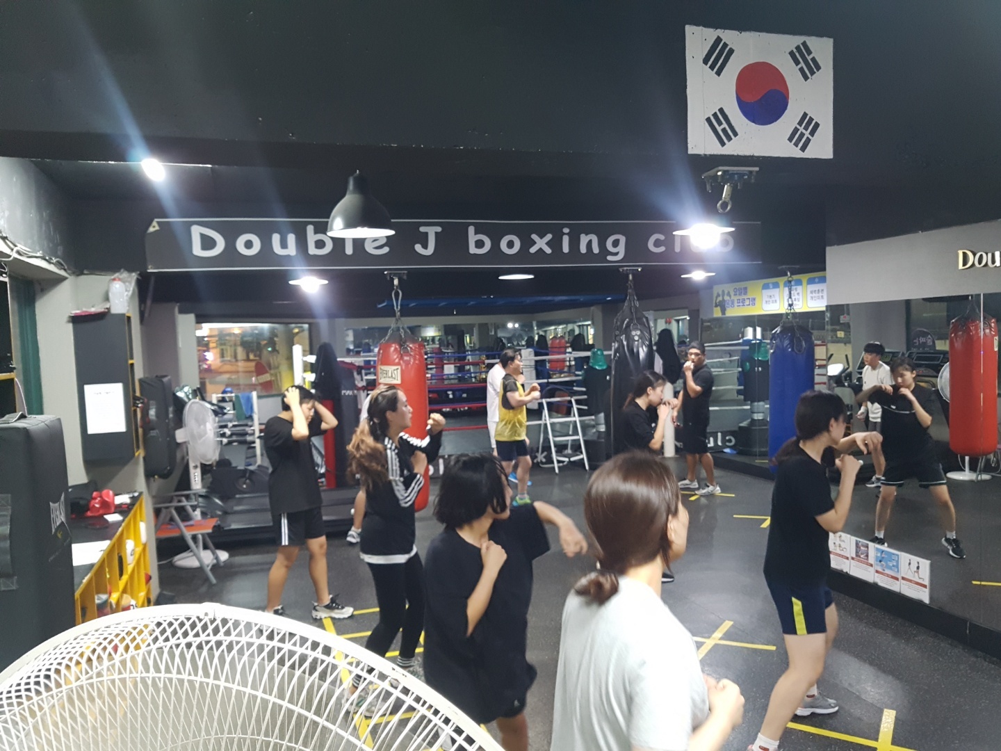 경기도 고양시 덕양구 복싱체육관 더블 제이 복싱 클럽 내부 모습 4