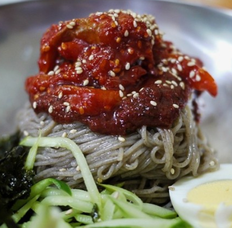 홍굴대왕칼국수
