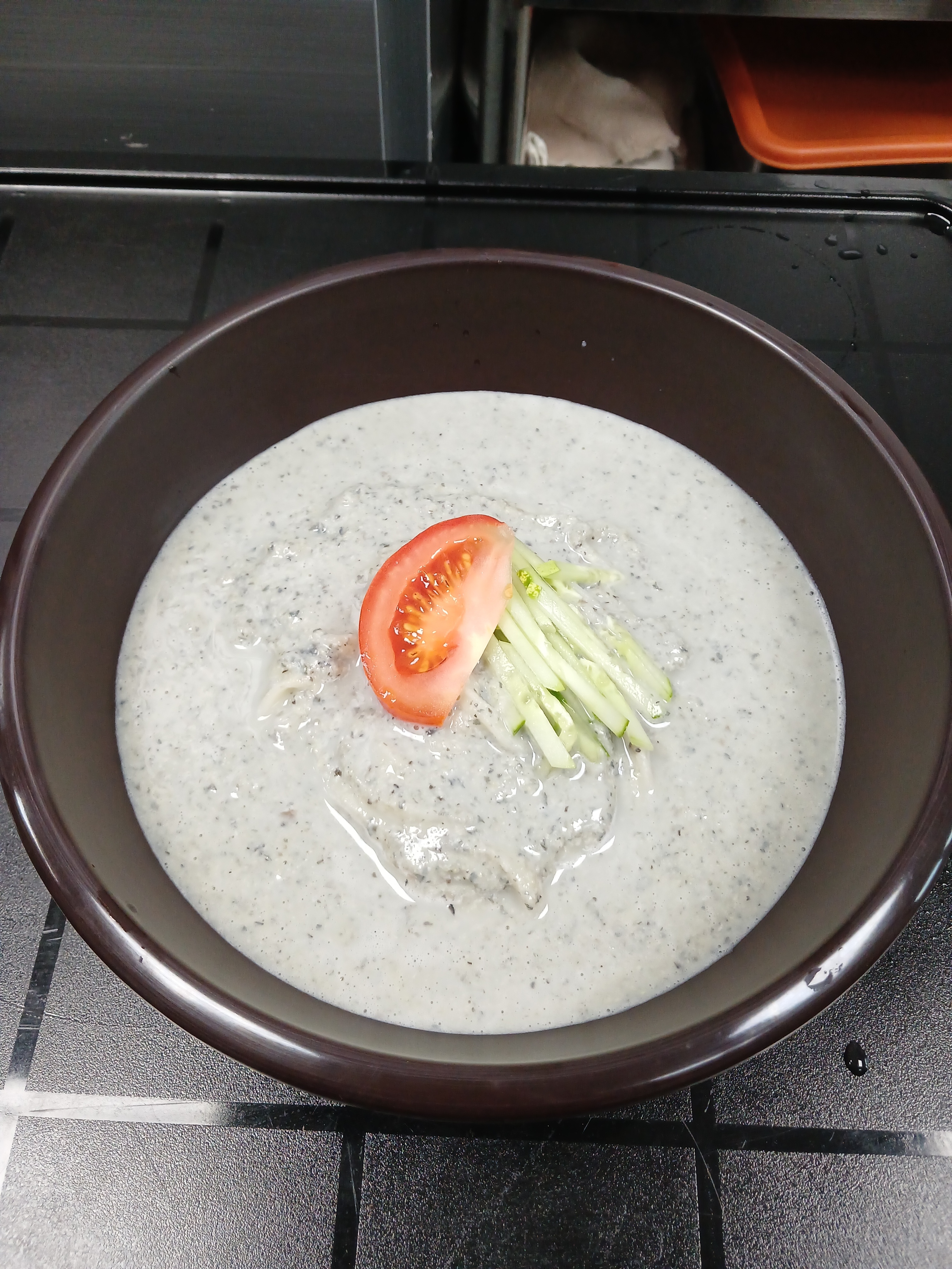 봄봄칼국수