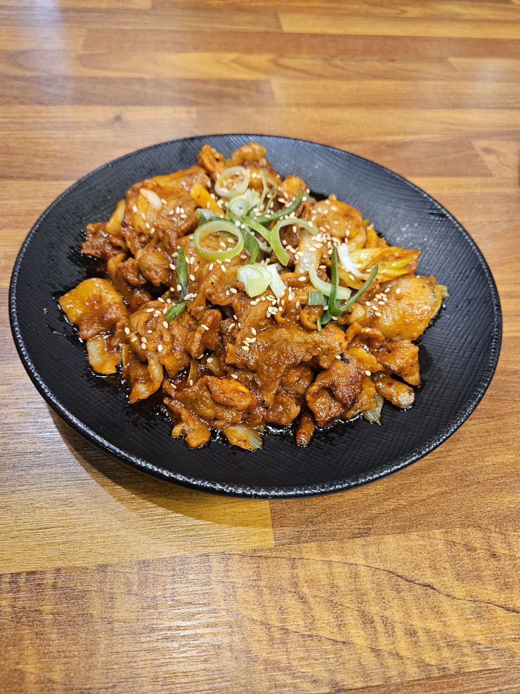 육만찬 숯불고기 마석점