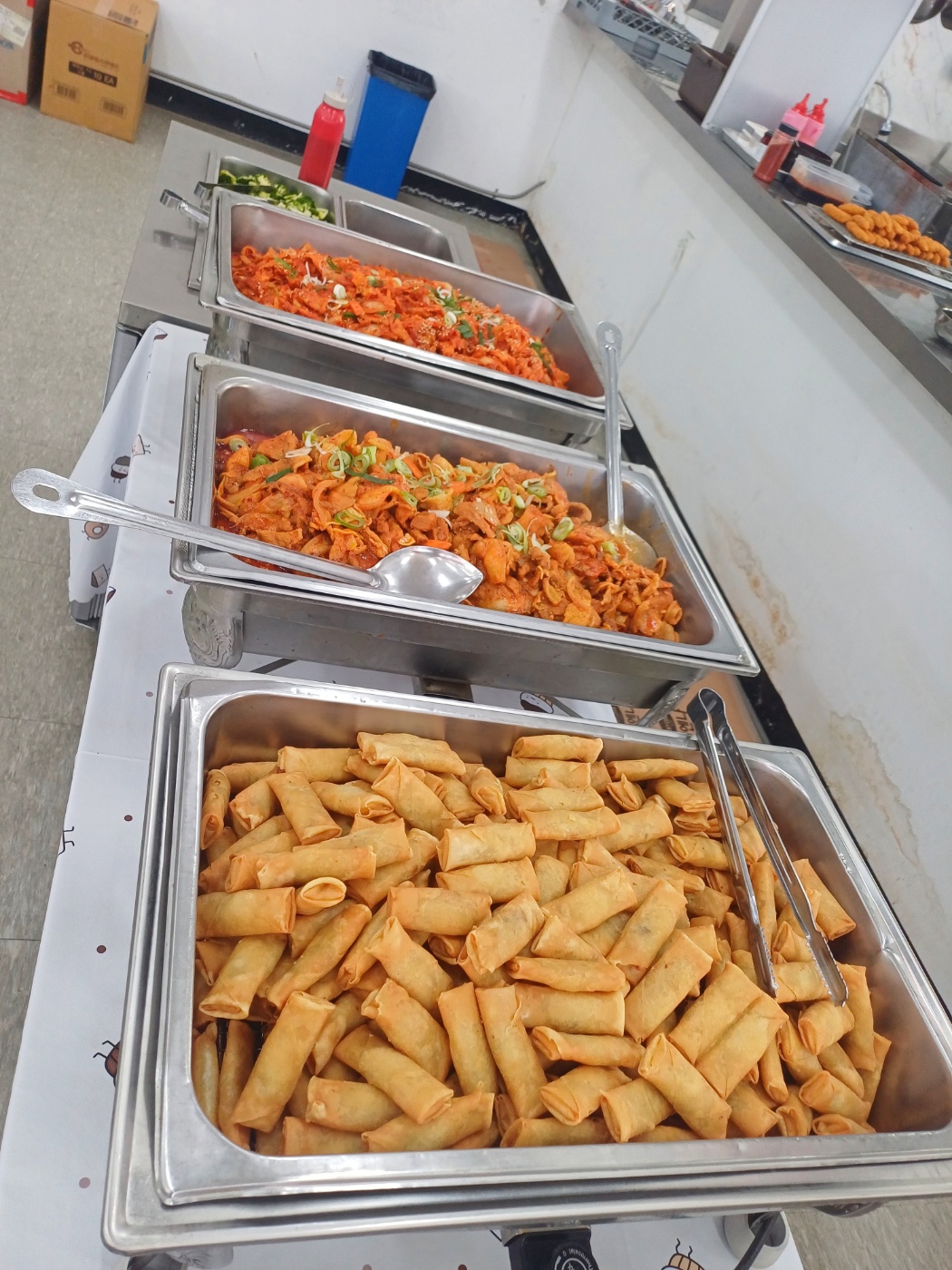 주영이네 한식뷔페