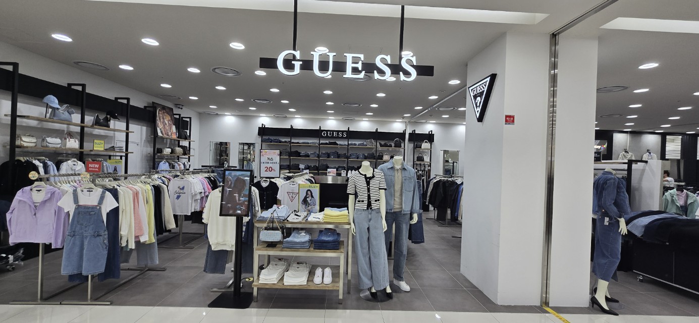 게스 모다아울렛 춘천점