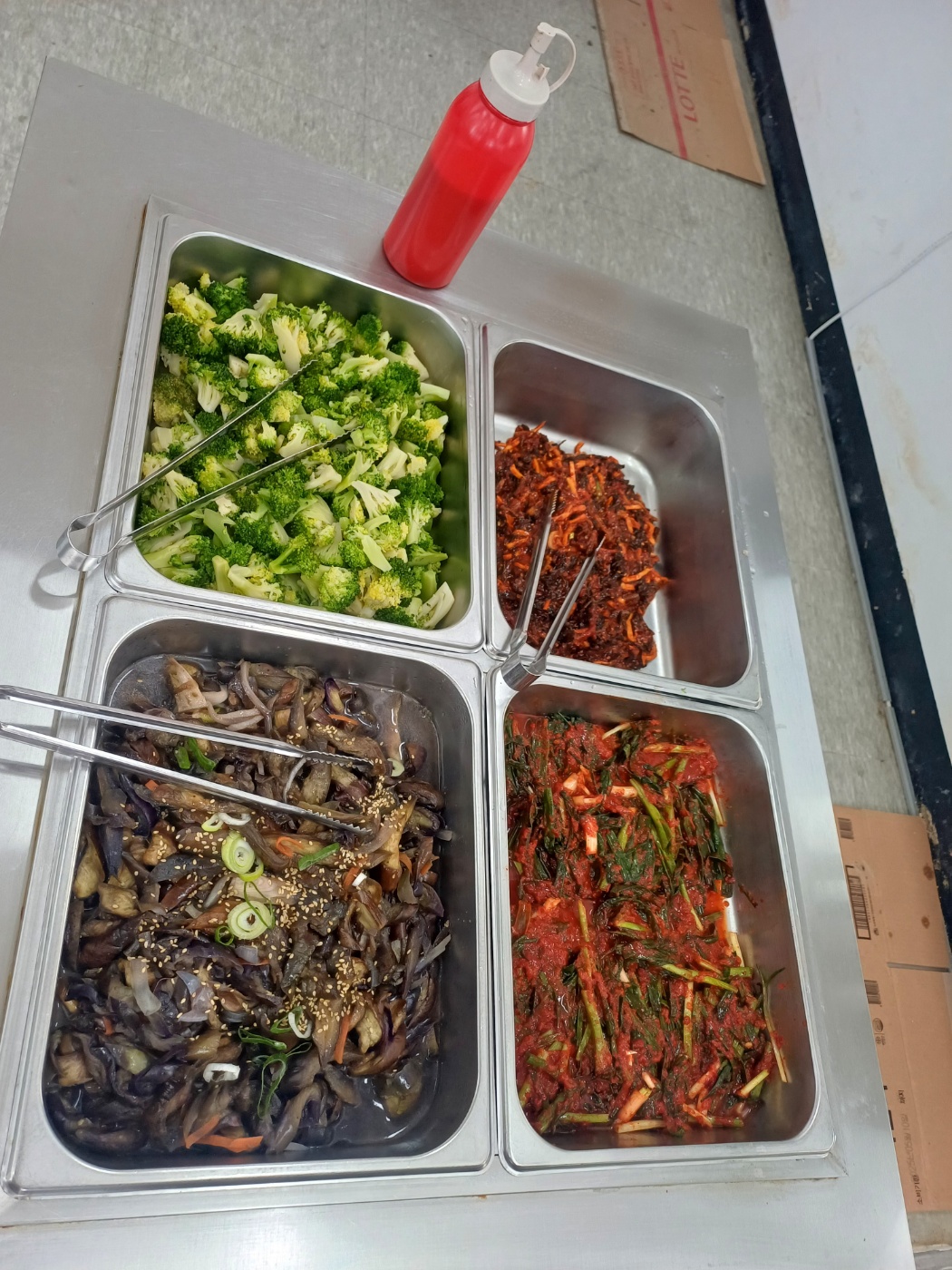 주영이네 한식뷔페