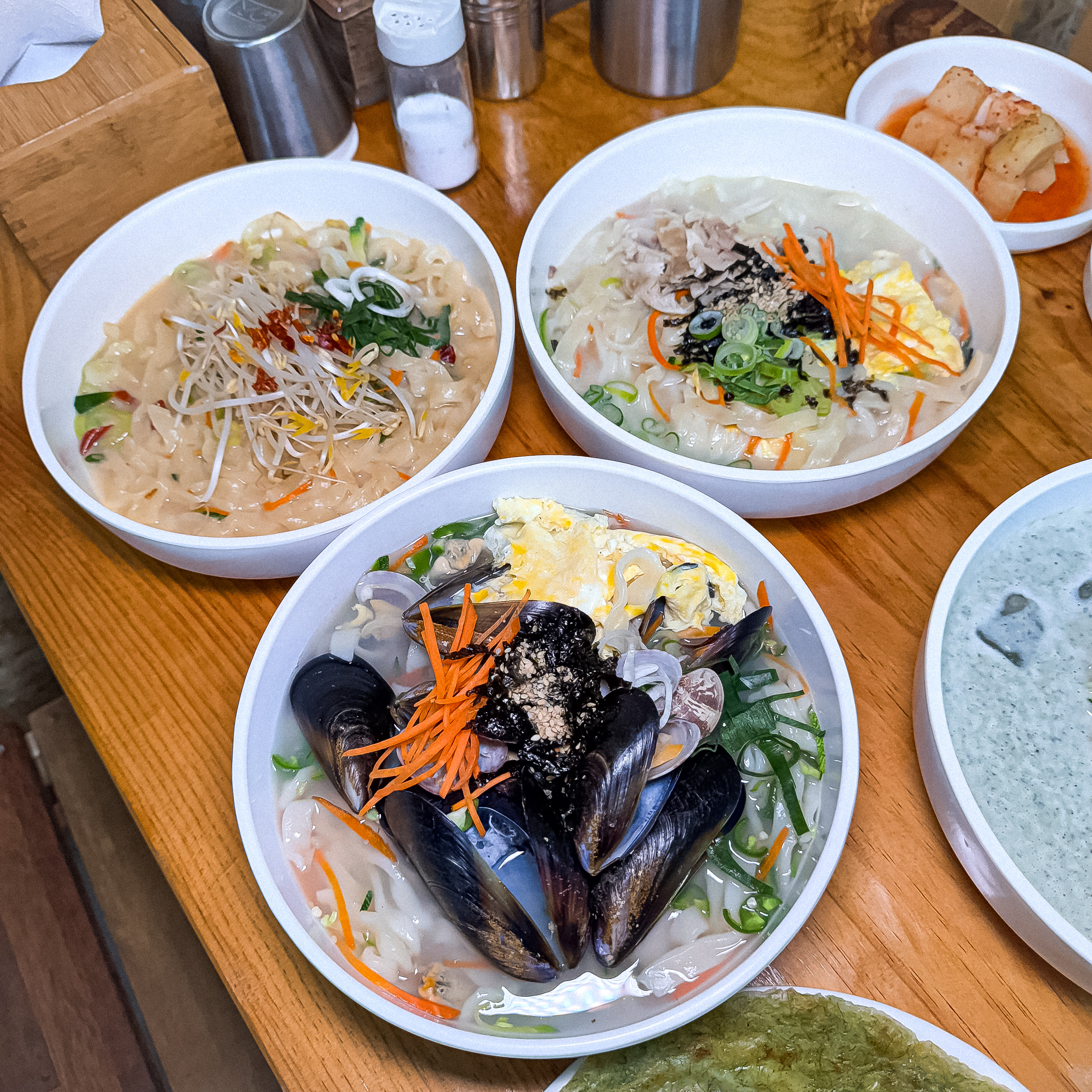 마마손칼국수