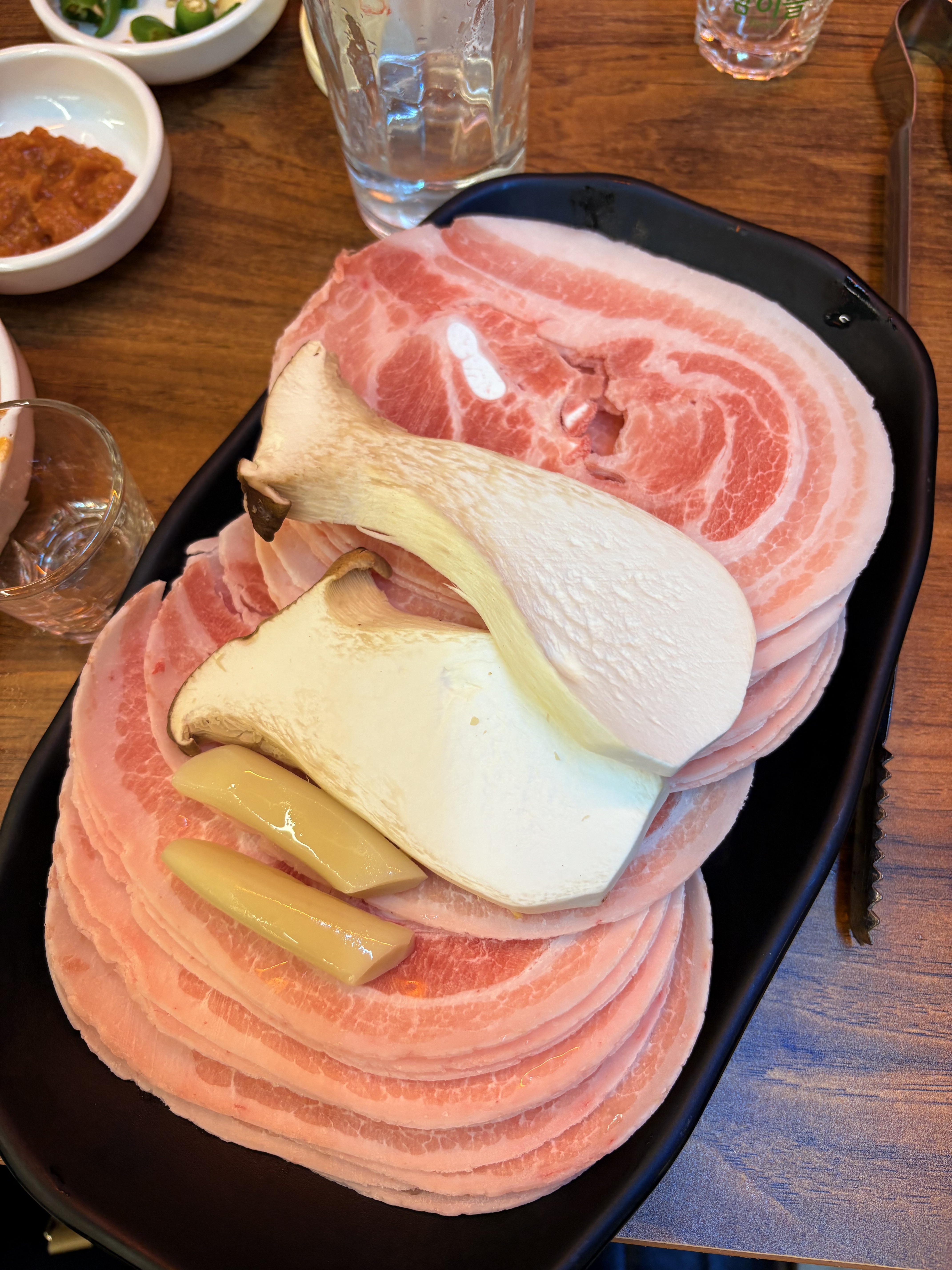 900가 참숯뒷고기 봉덕점