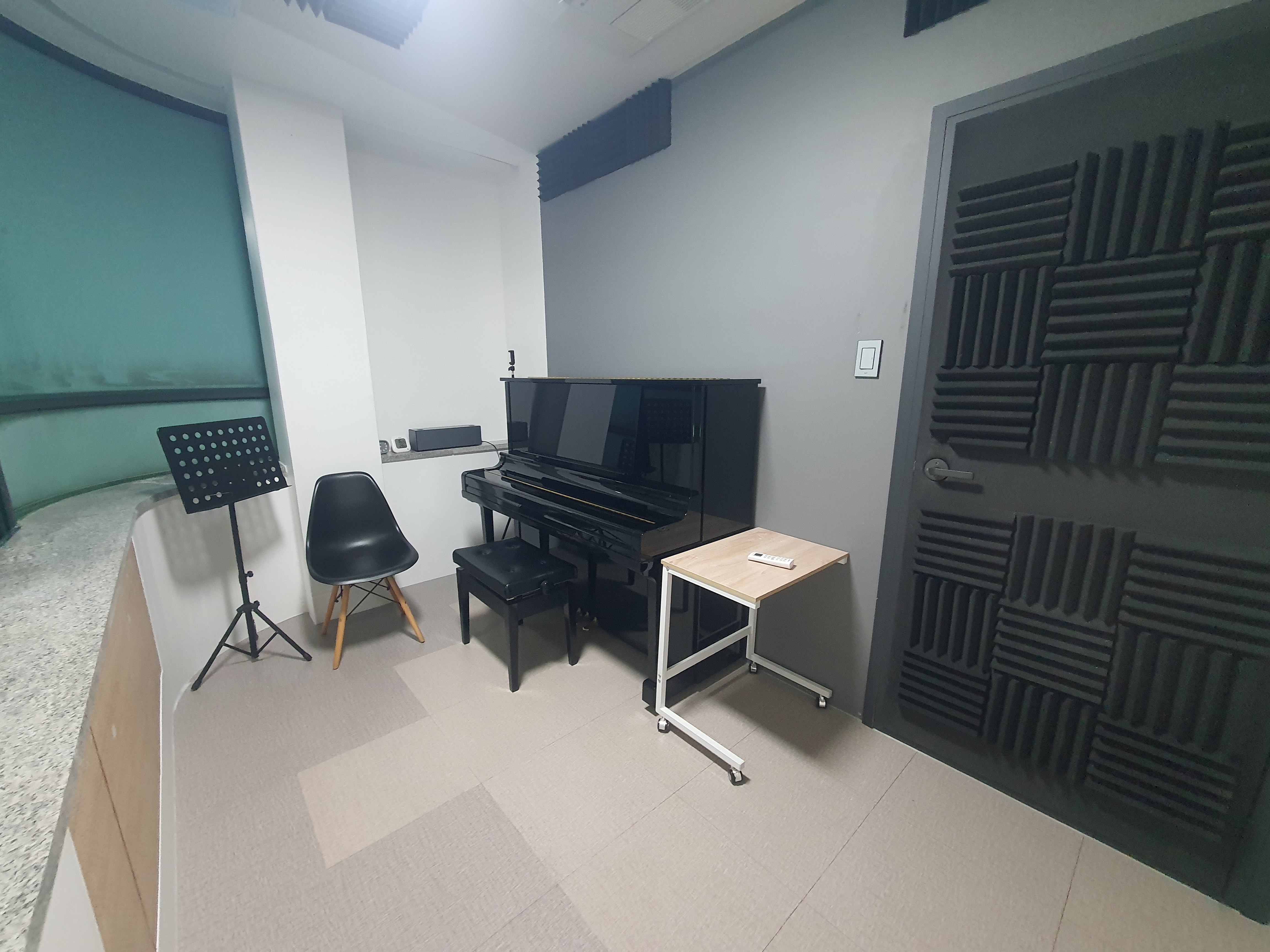 4번째 스튜디오 사진