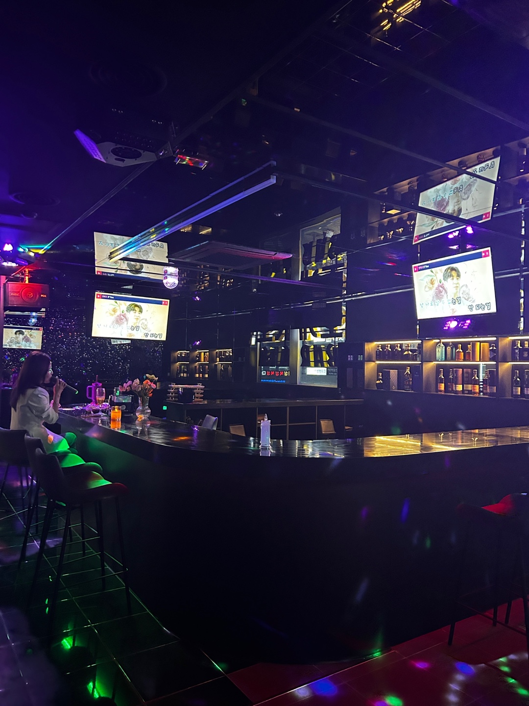 해운대 센텀시티 원탁 가라오케 소울 BAR 코코뮤직타운