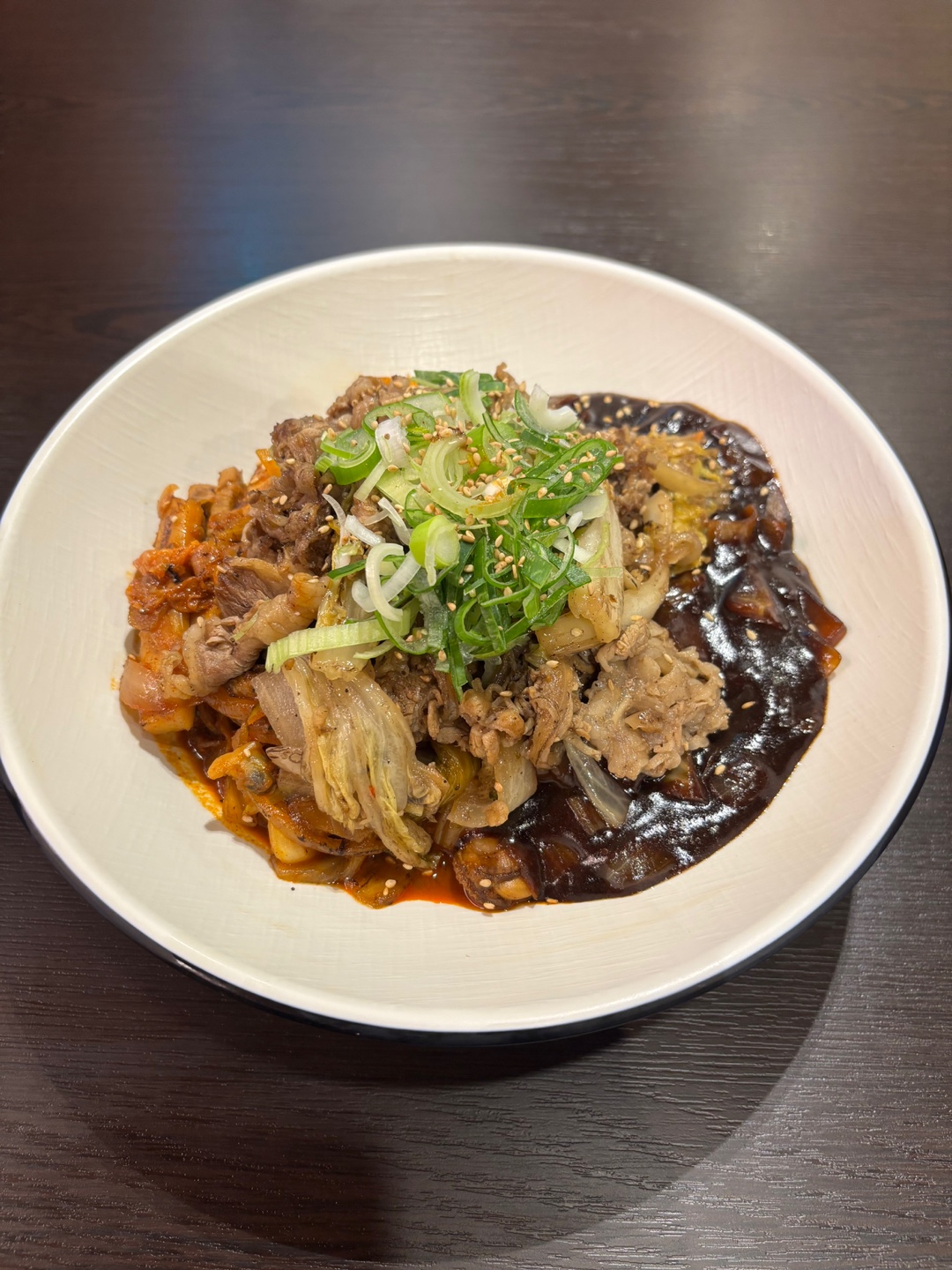 고기비빔짬짜면