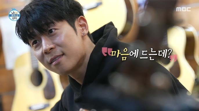 경은어쿠스틱 내부 또는 관련 모습